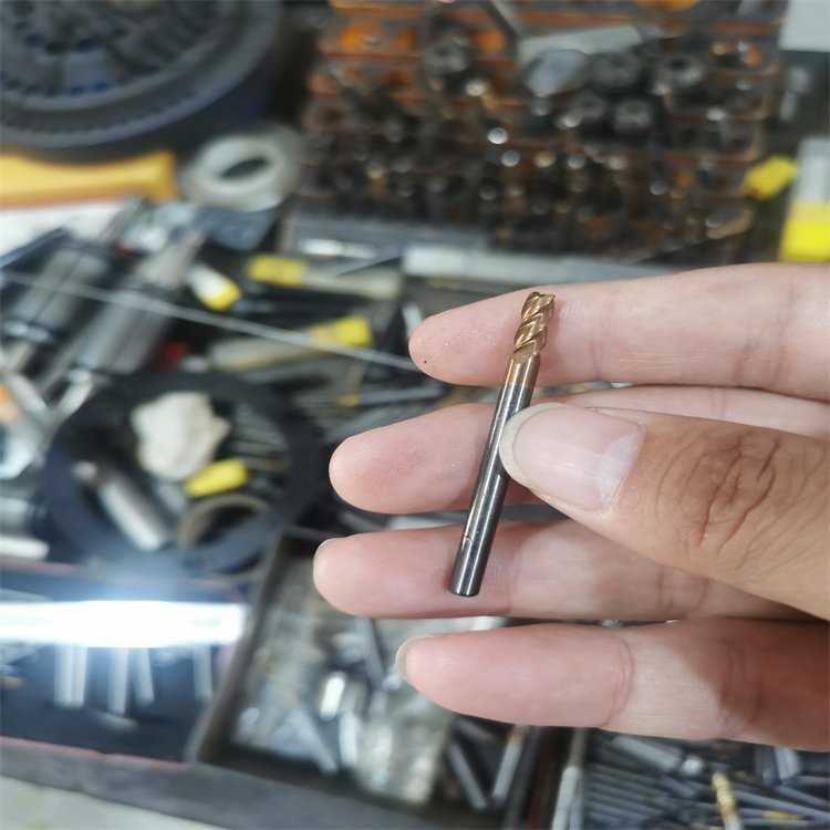杭 州回收合金刀具 诚信收购无铅锡线 锡块行情好