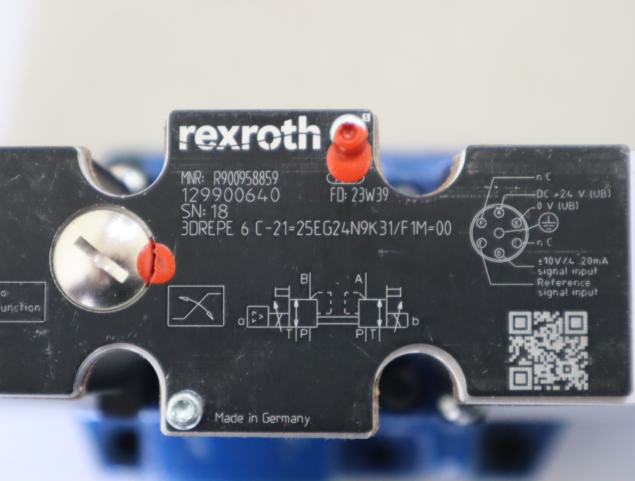 4WRZE16W6-150-72/6EG24N9EK31/F1D3M R900961305 力士乐REXROTH