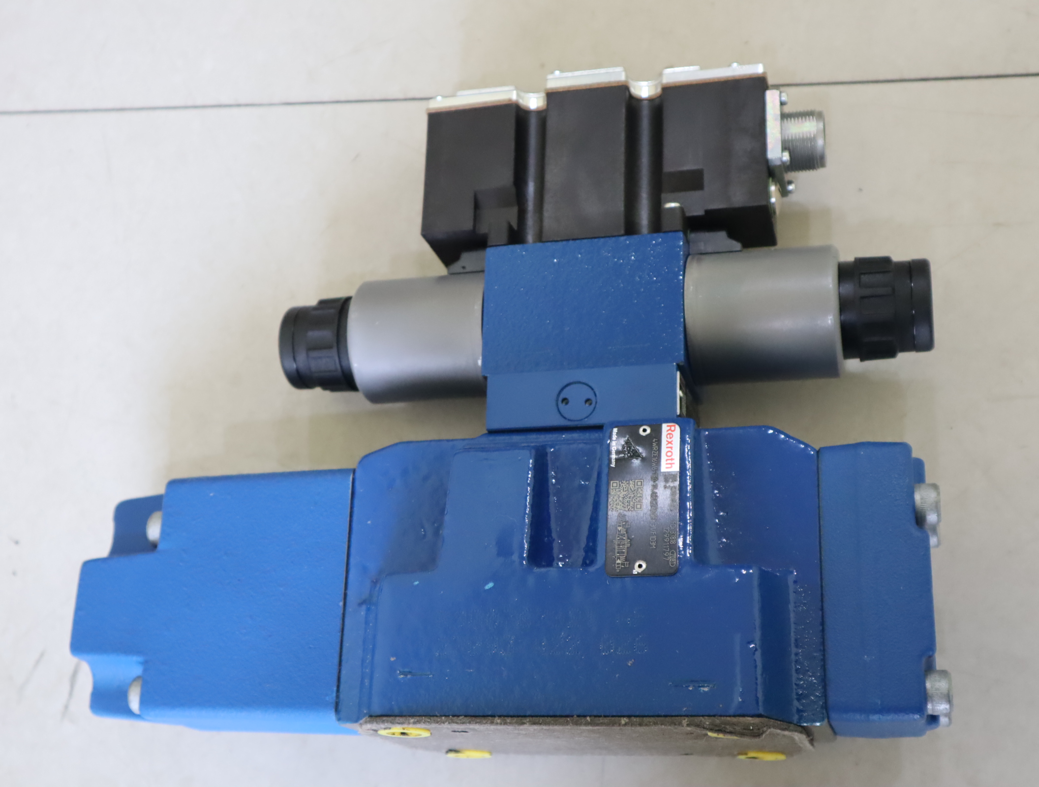 4WRZE16W6-150-72/6EG24N9EK31/F1D3M R900961305 力士乐REXROTH