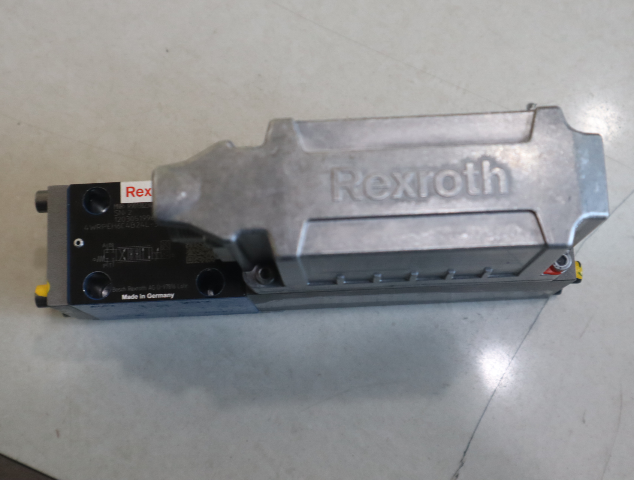 4WRPEH6C4B24L-30/M/24A1 R901382346 德国REXROTH力士乐伺服阀