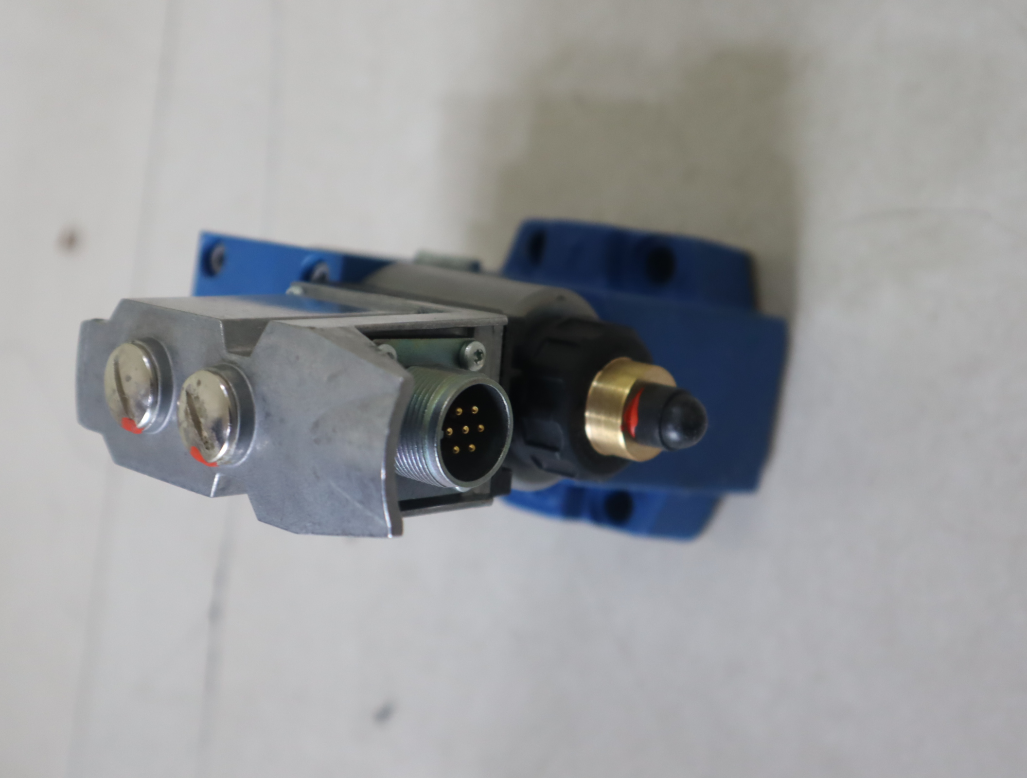 DREE10-6X/315YMG24K31A1M R901278309 德国REXROTH力士乐比例阀