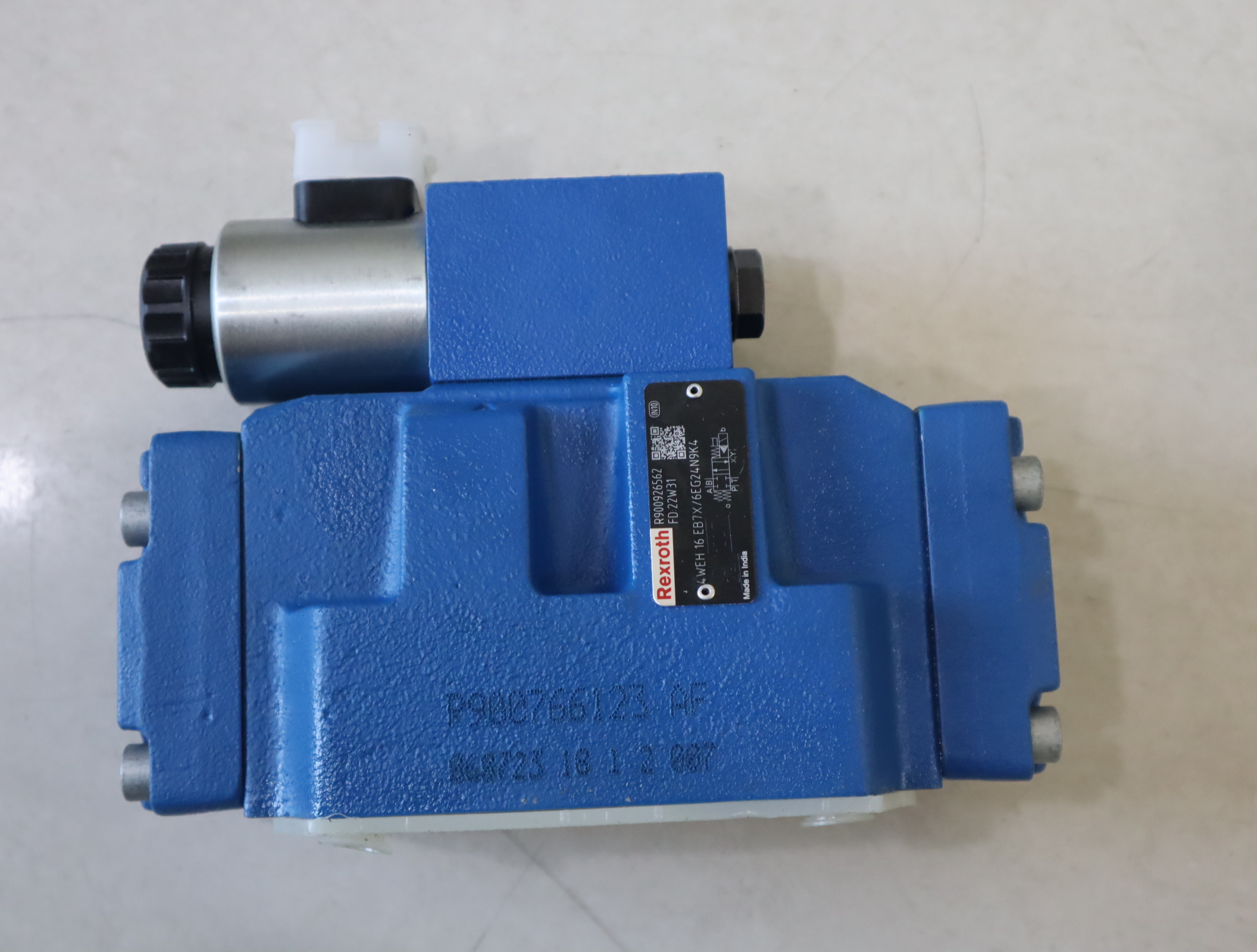 4WEH16EB7X/6EG24N9K4 R900926562 德国REXROTH力士乐电液阀