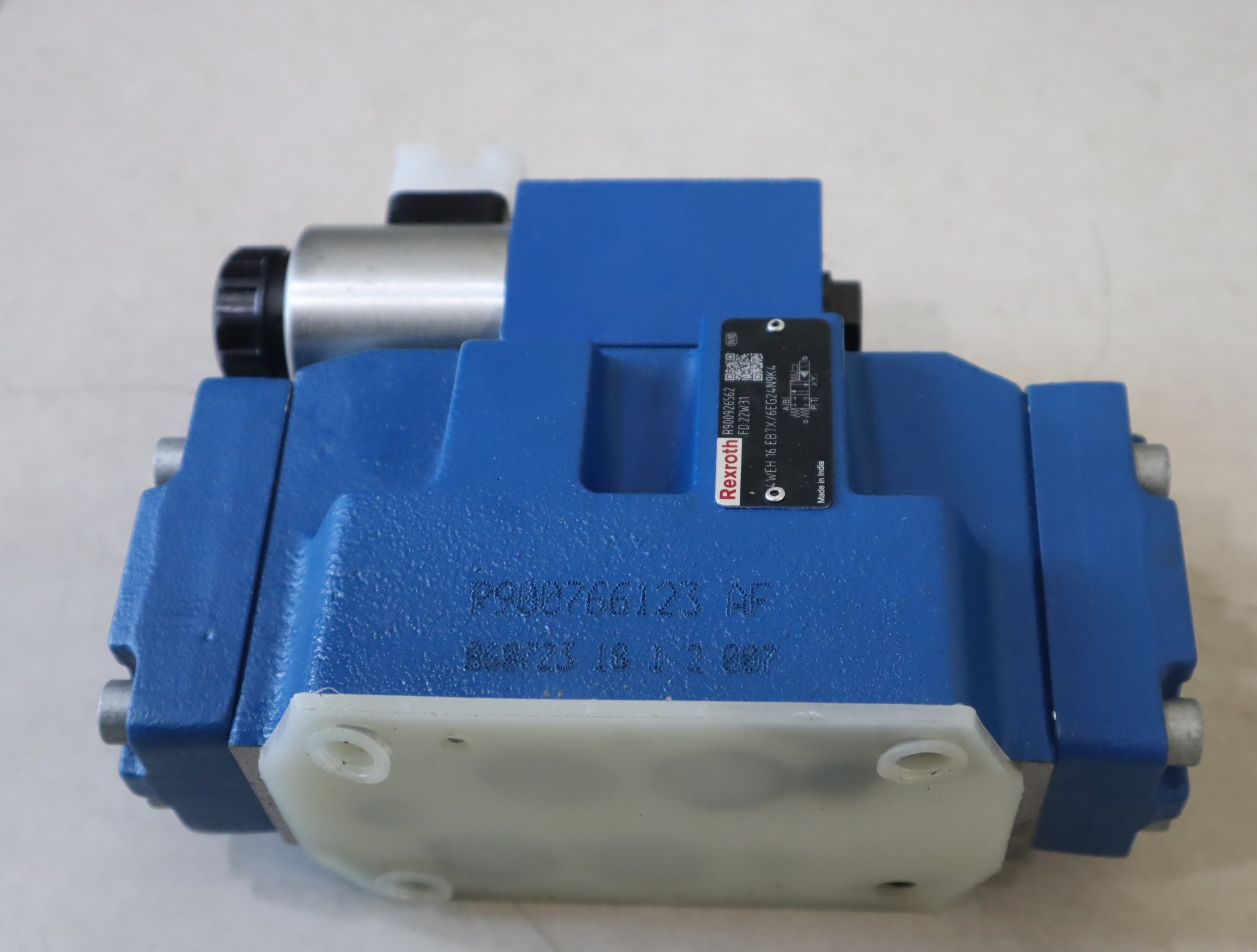 4WEH16EB7X/6EG24N9K4 R900926562 德国REXROTH力士乐电液阀