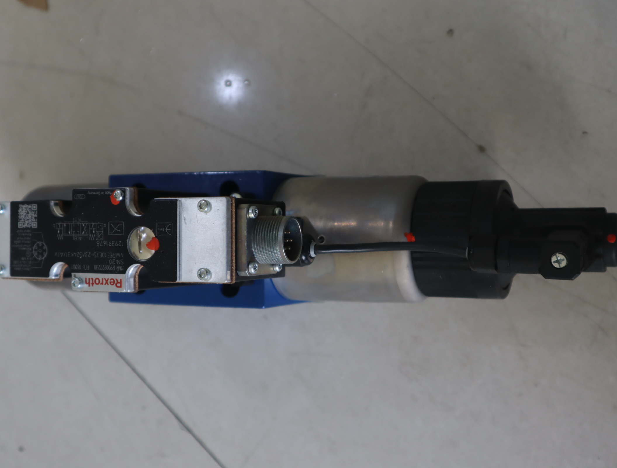 4WREE10E75-23/G24K31/A1V R900927230 德国REXROTH力士乐比例阀