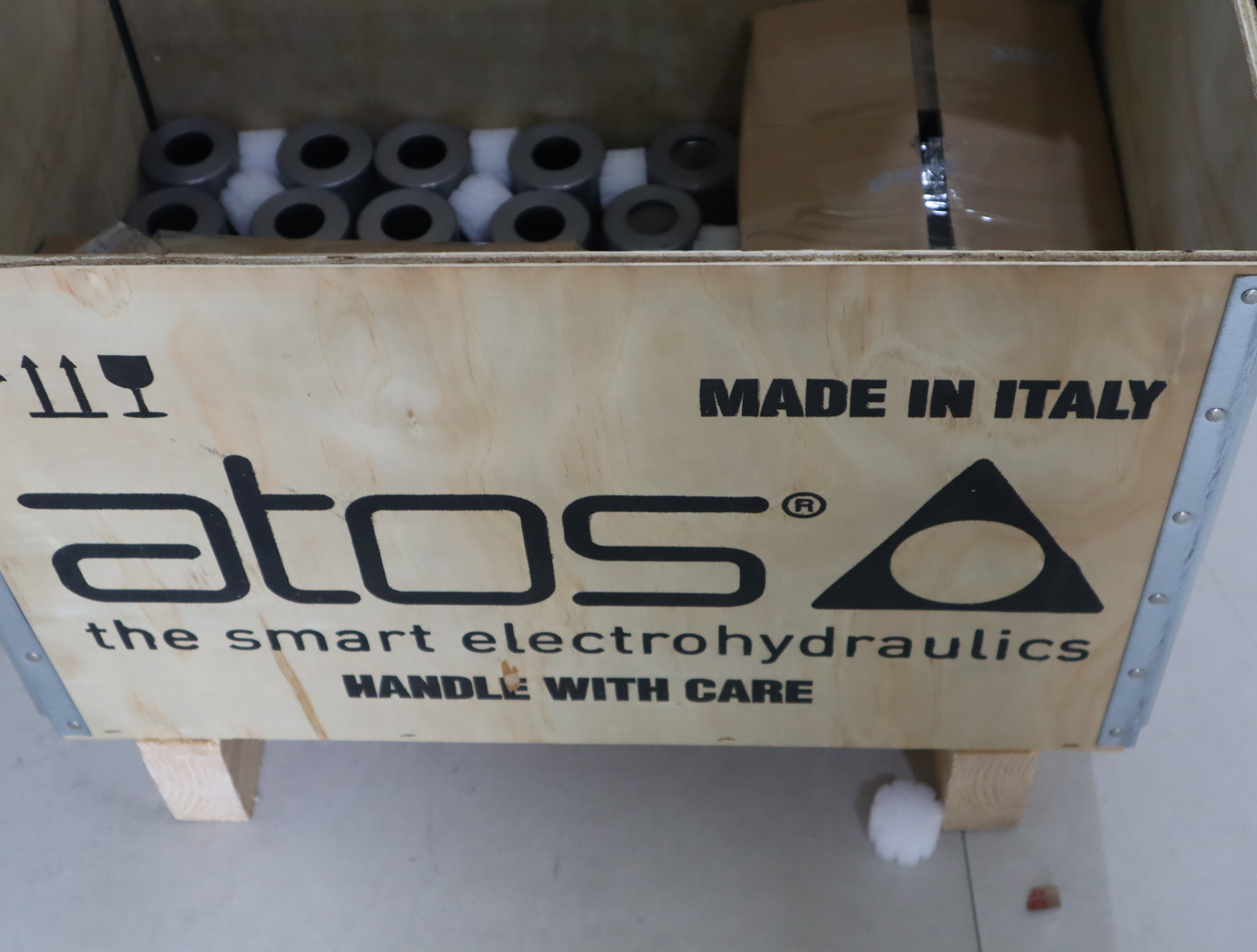 CAE-24 DC/10 24V DC 30W  ATOS 阿托斯 10通经电磁阀直流24V线圈