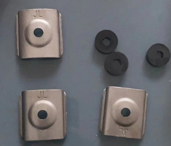 波纹屋面 马鞍垫 钢结构 屋面 路锈宝 防腐1000H 带抗台风垫片