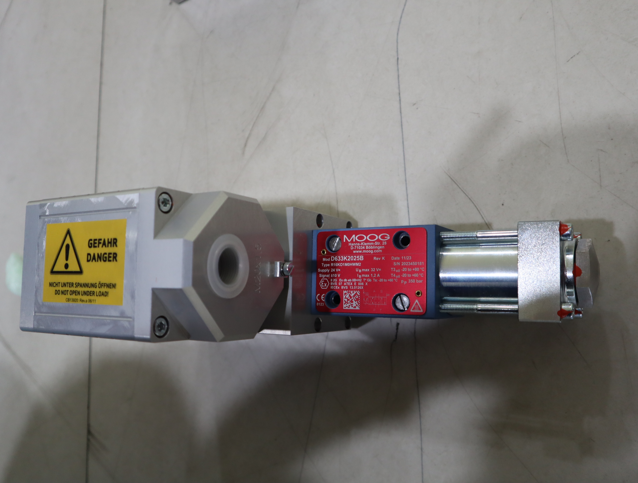 D633K2025B R16KO1M0HWM2 美国穆格MOOG伺服阀