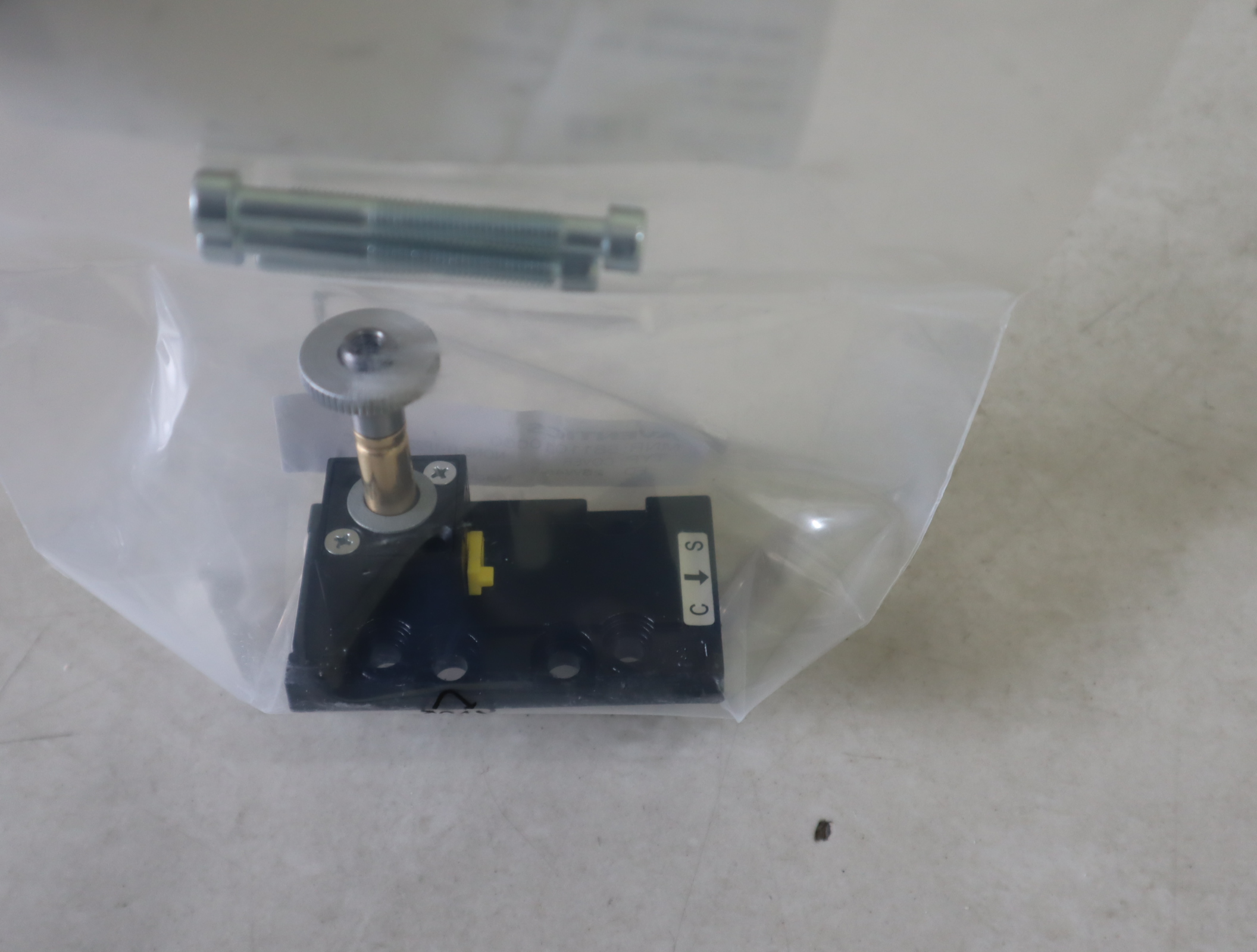 5811010000 德国安沃驰AVENTICS 气动阀