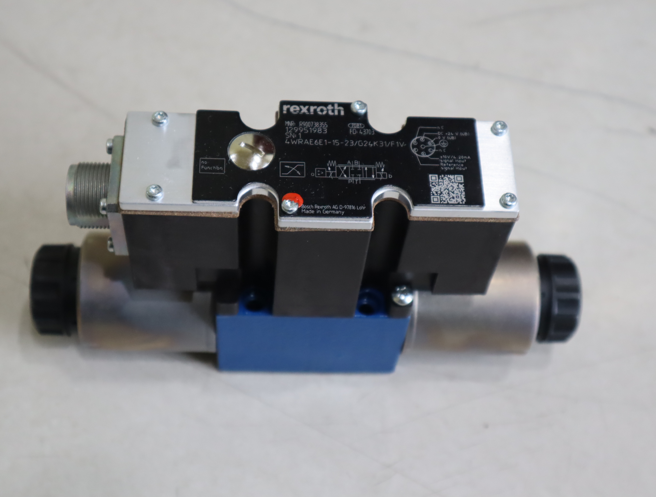 4WRAE6E1-15-22/G24K31/F1V R900738355 德国力士乐REXROTH比例阀