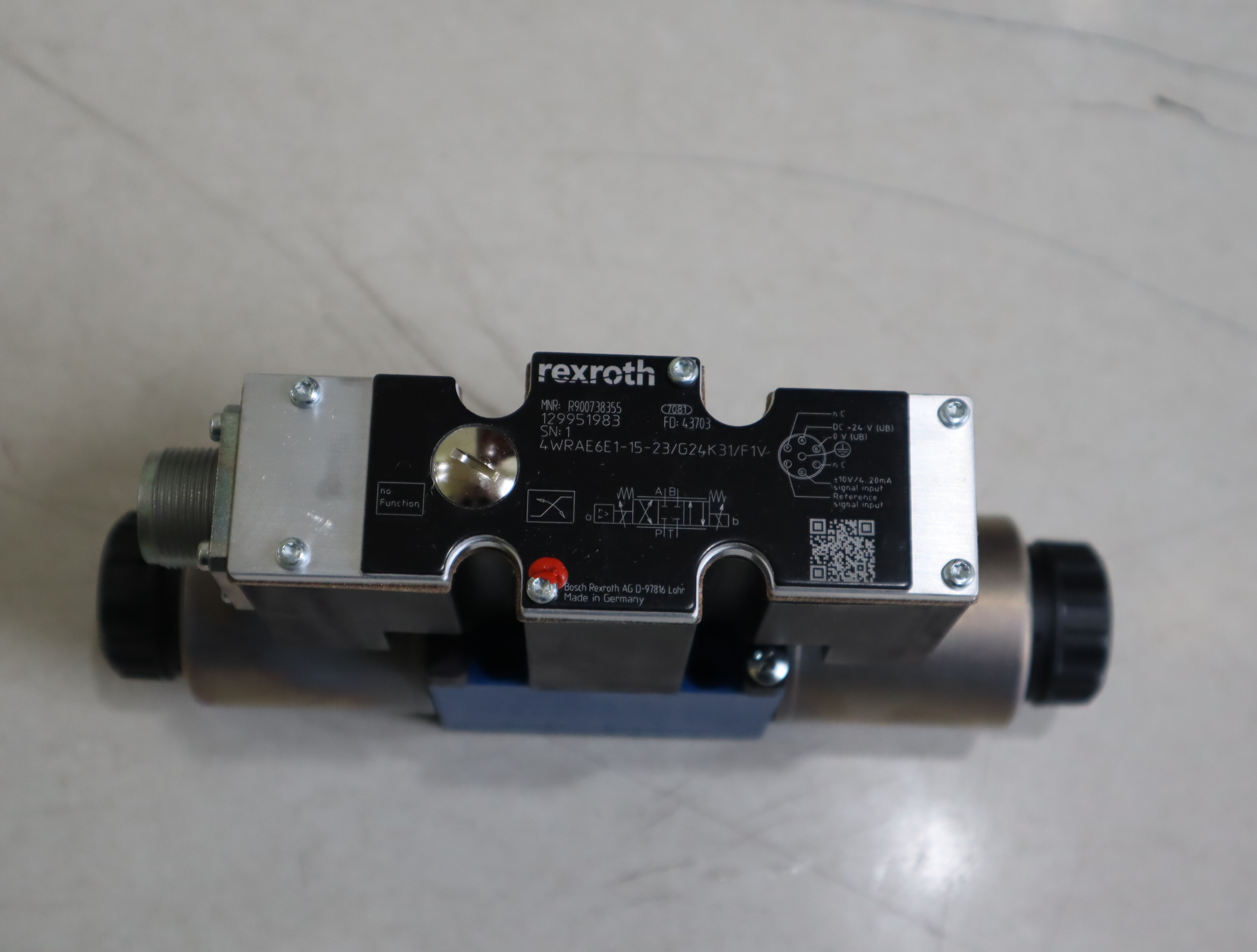 4WRAE6E1-15-22/G24K31/F1V R900738355 德国力士乐REXROTH比例阀