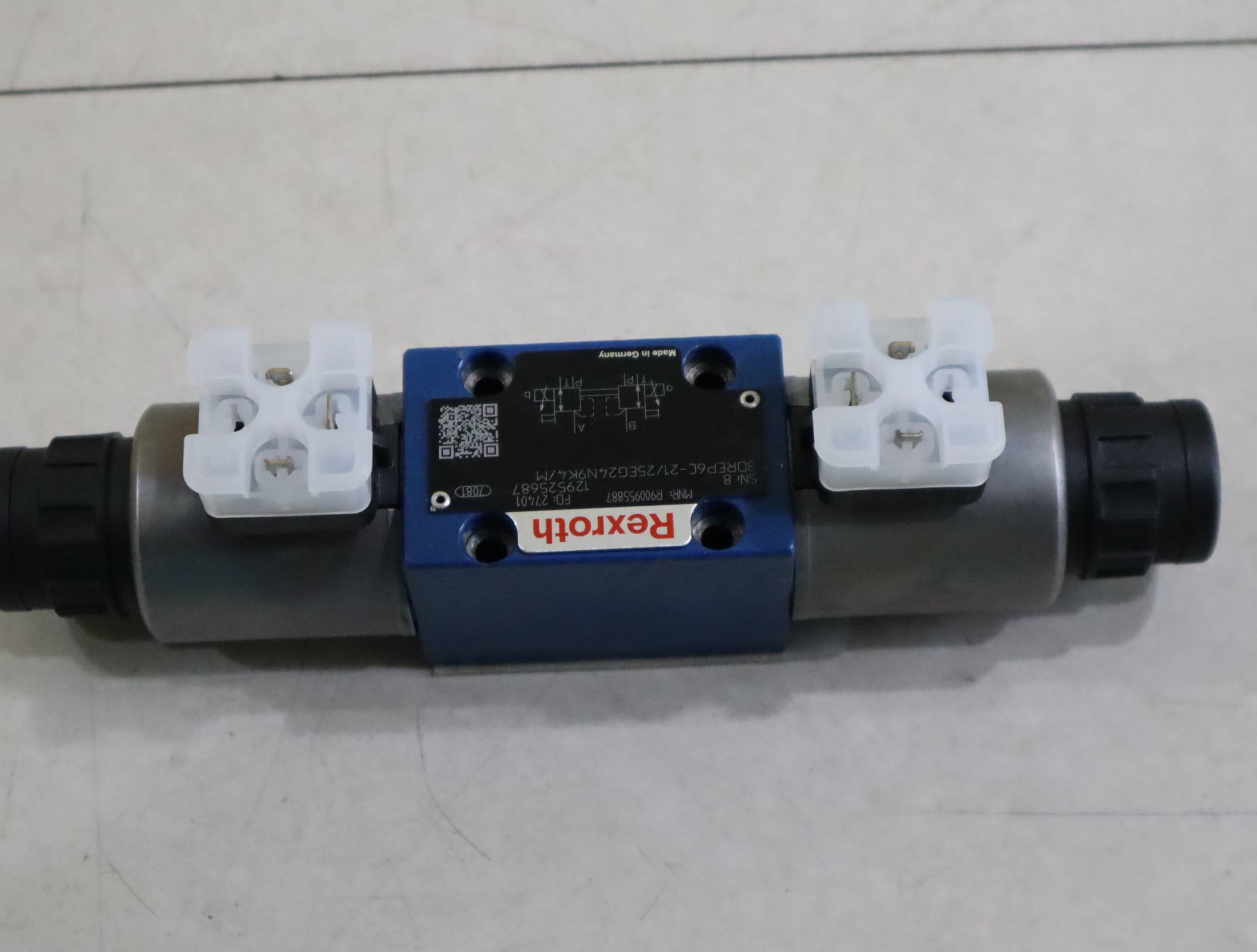 3DREP6C-20/25EG24N9K4/M R900955887 力士乐REXROTH比例阀