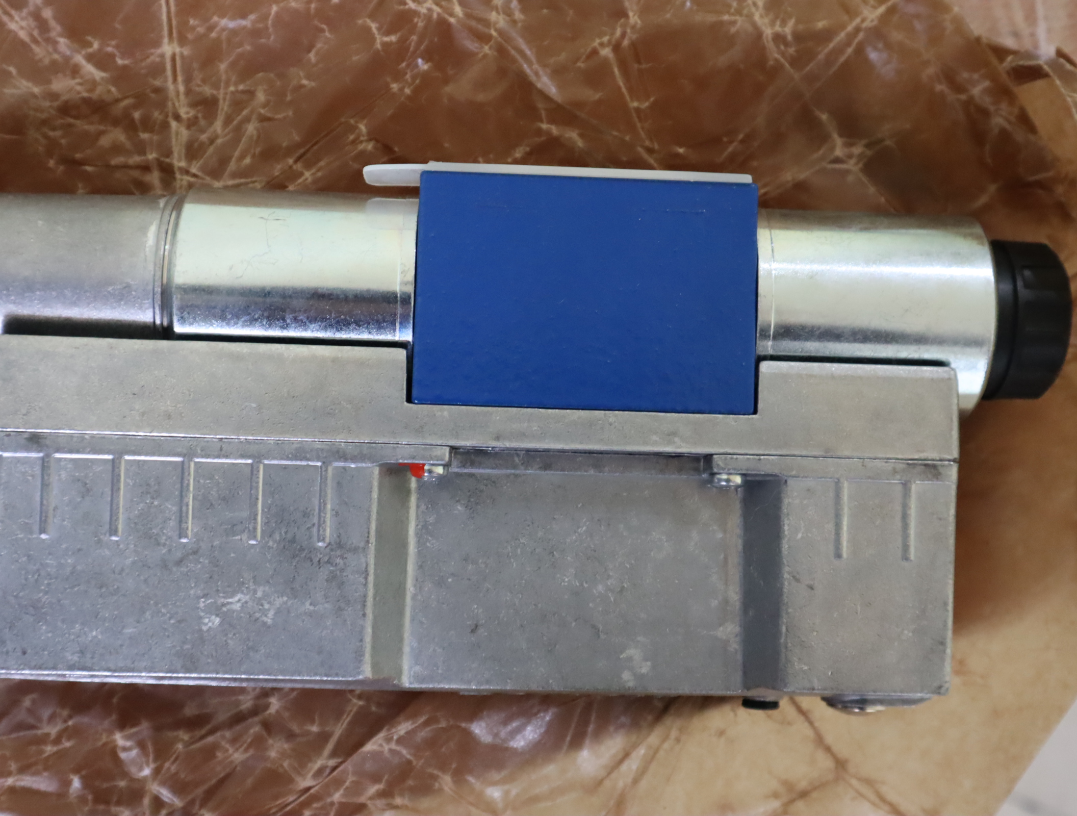 4WREE6W32-30/V/24A1 R901496432 德国力士乐REXROTH比例阀