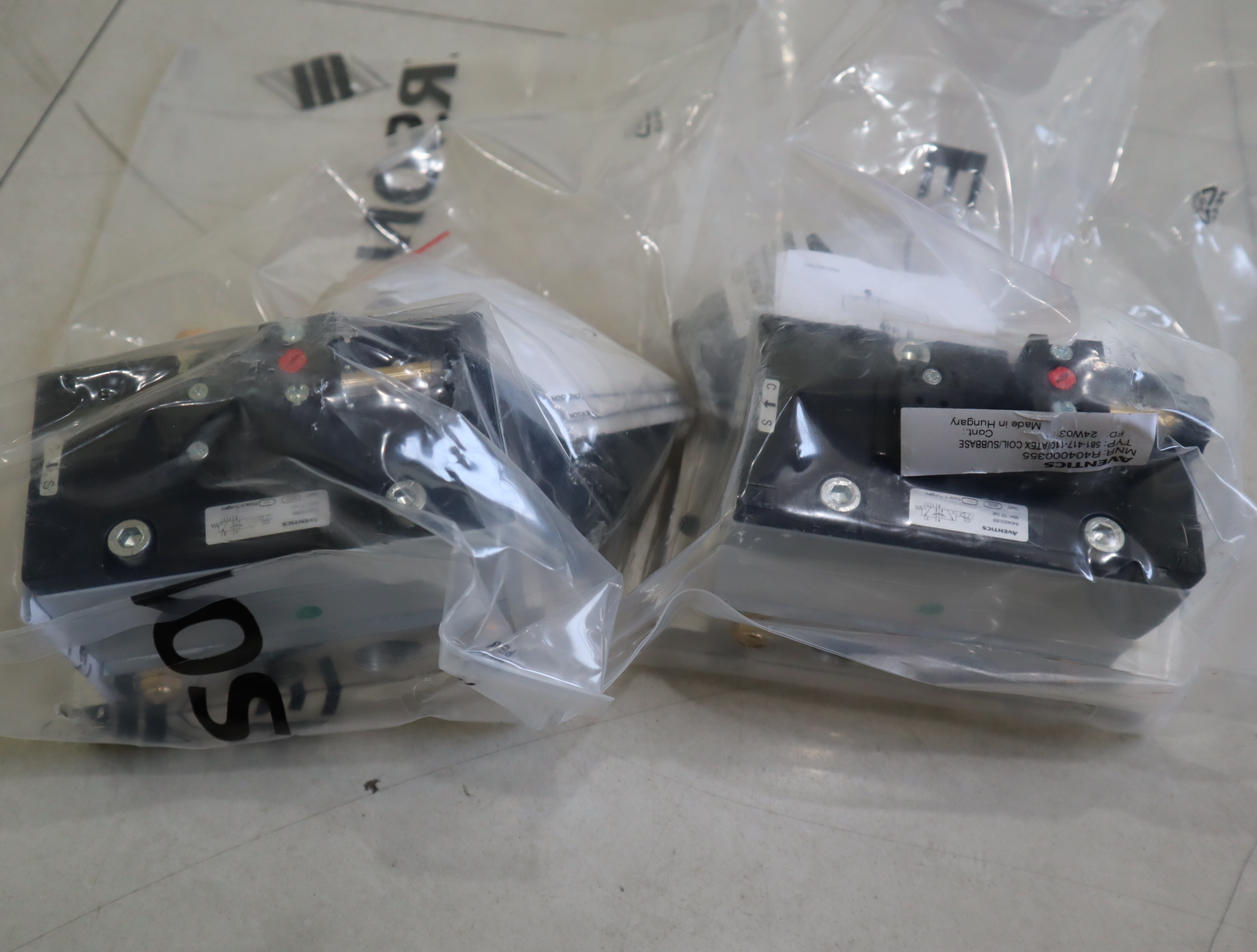 R404000355 德国安沃驰AVENTICS 气动阀