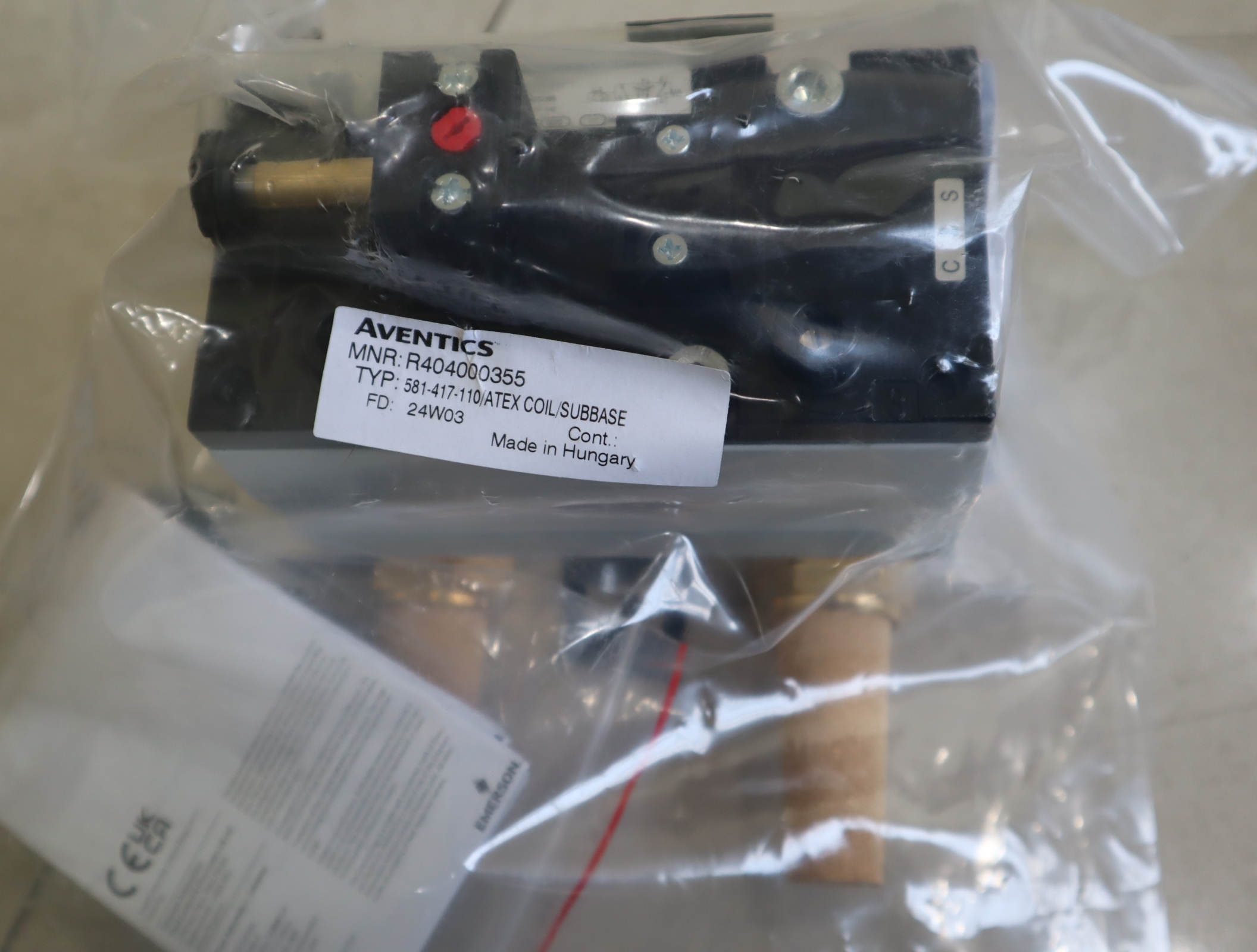 R404000355 德国安沃驰AVENTICS 气动阀