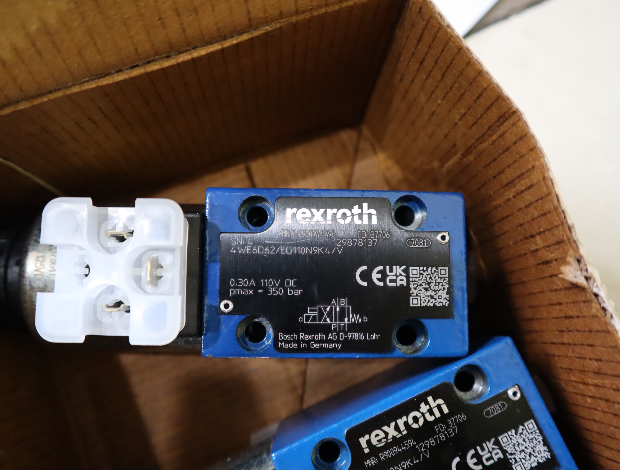 4WE6D62/EG110N9K4/V R900944594 力士乐REXROTH电磁阀