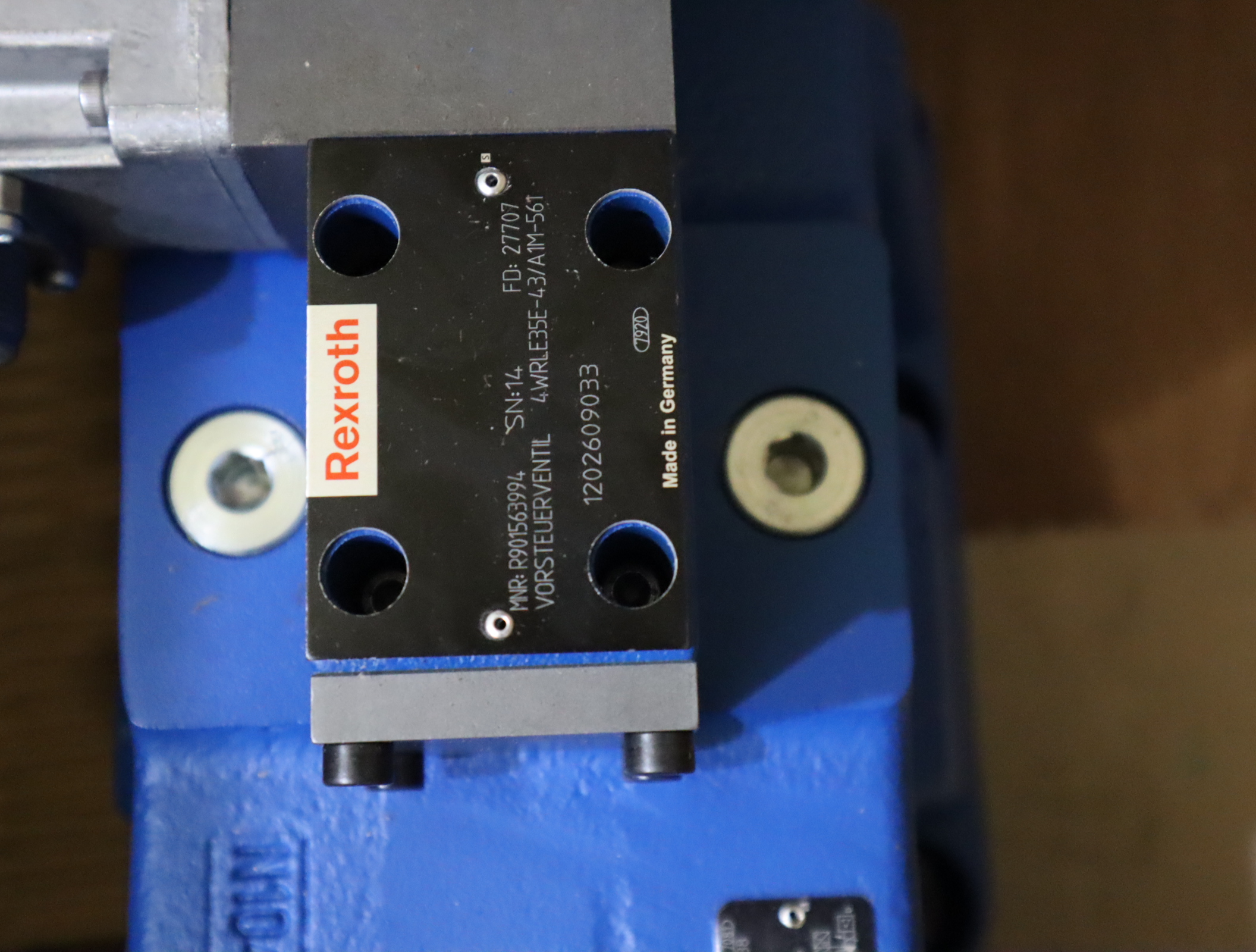 4WRLE35E-43/A1M-561 R901563994 德国力士乐REXROTH比例阀