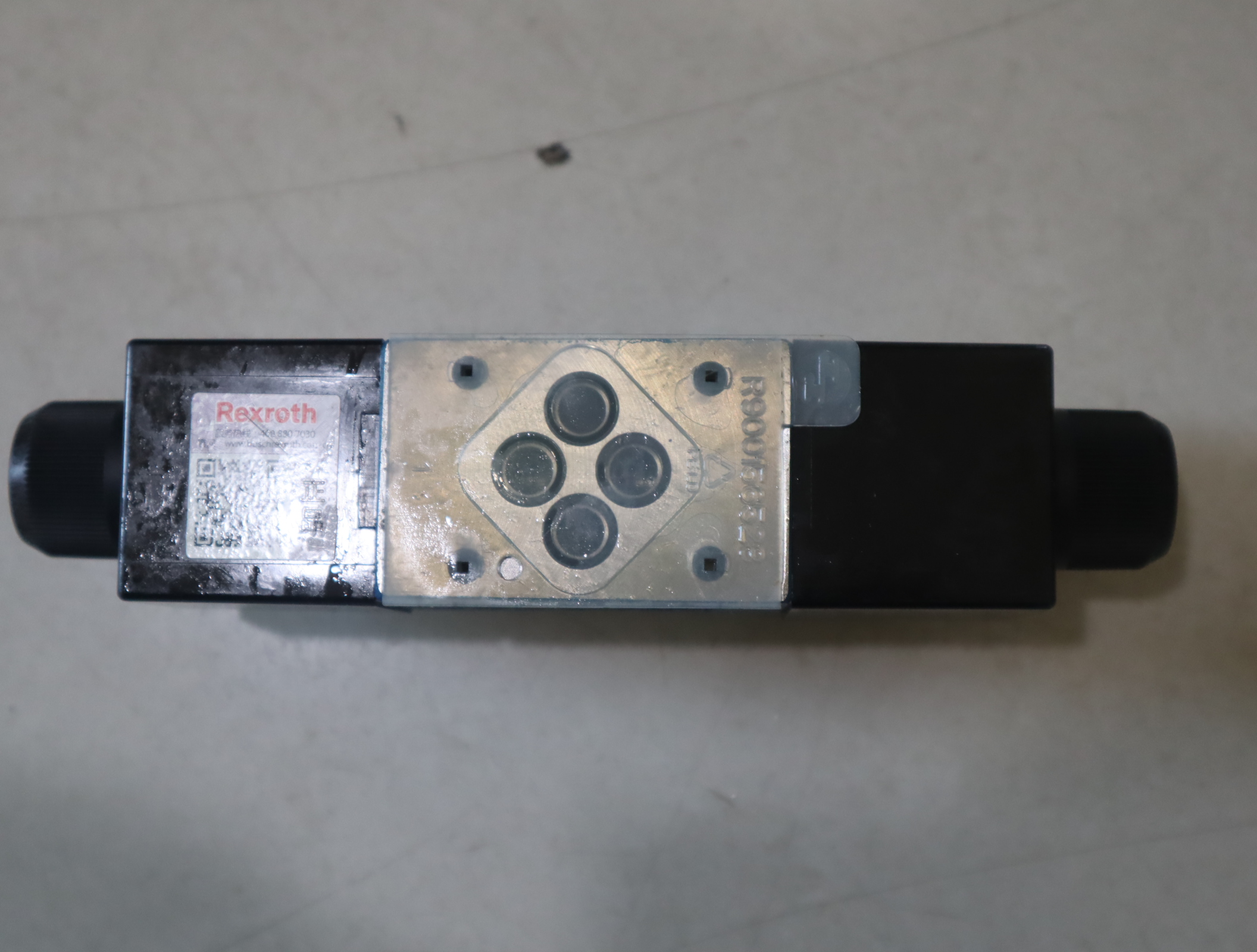 4WE6J62/EW230N9K4 4WE6J6X/EW230N9K4 R900911762 力士乐REXROTH