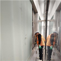 成都写字楼玻璃隔墙装修-四川万强