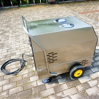 闯王高温油污清洗机##高温蒸汽清洗机##操作简单