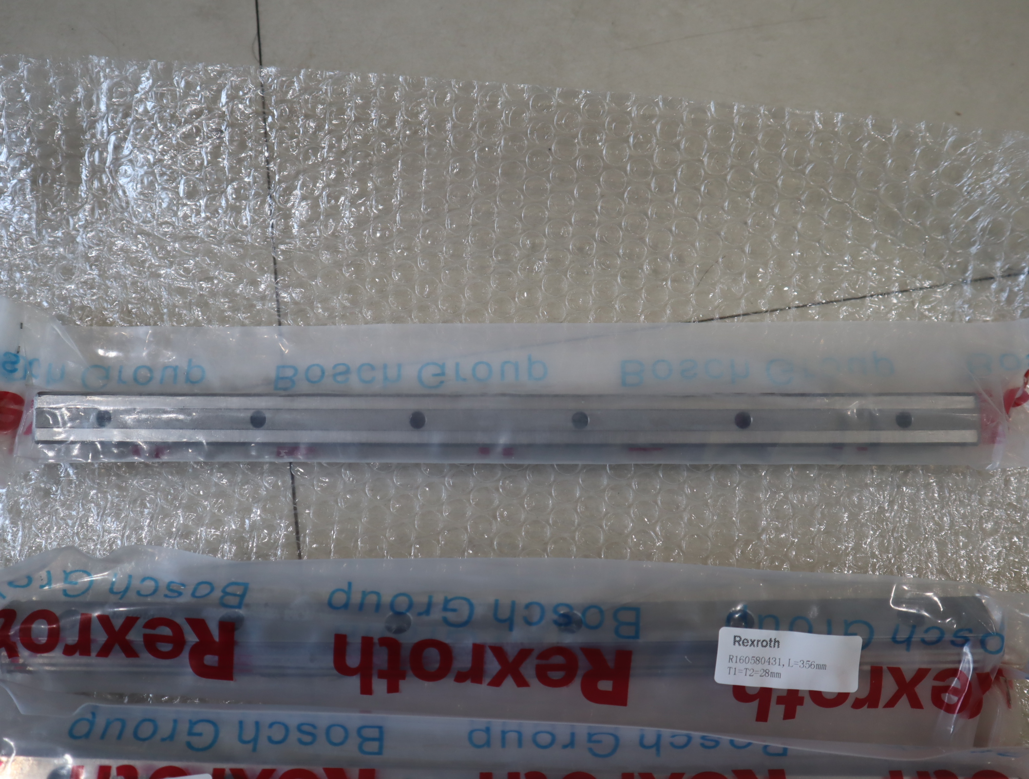 R160580431 L 356MM T1 T2 28M 德国力士乐REXROTH滑块导轨