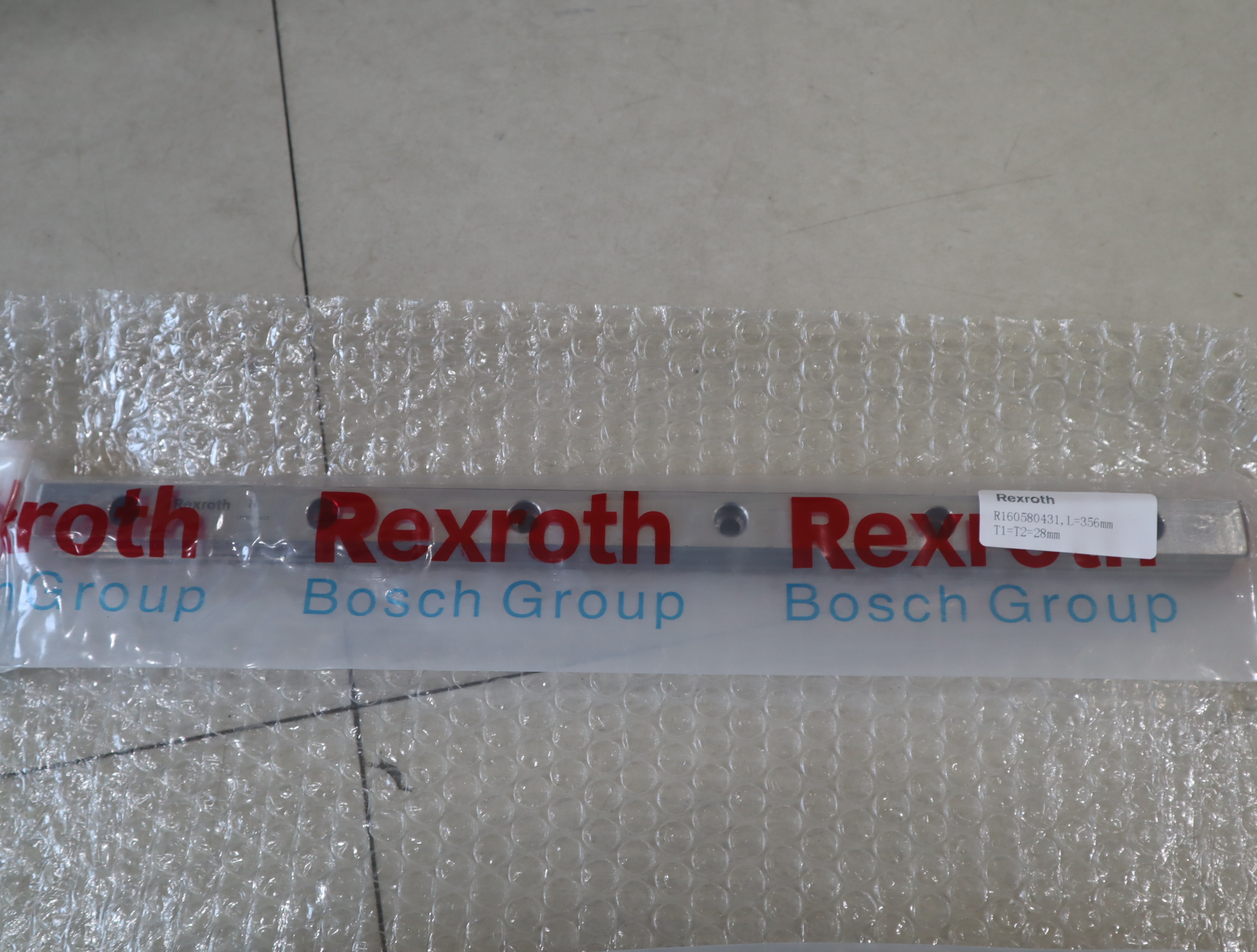 R160580431 L 356MM T1 T2 28M 德国力士乐REXROTH滑块导轨