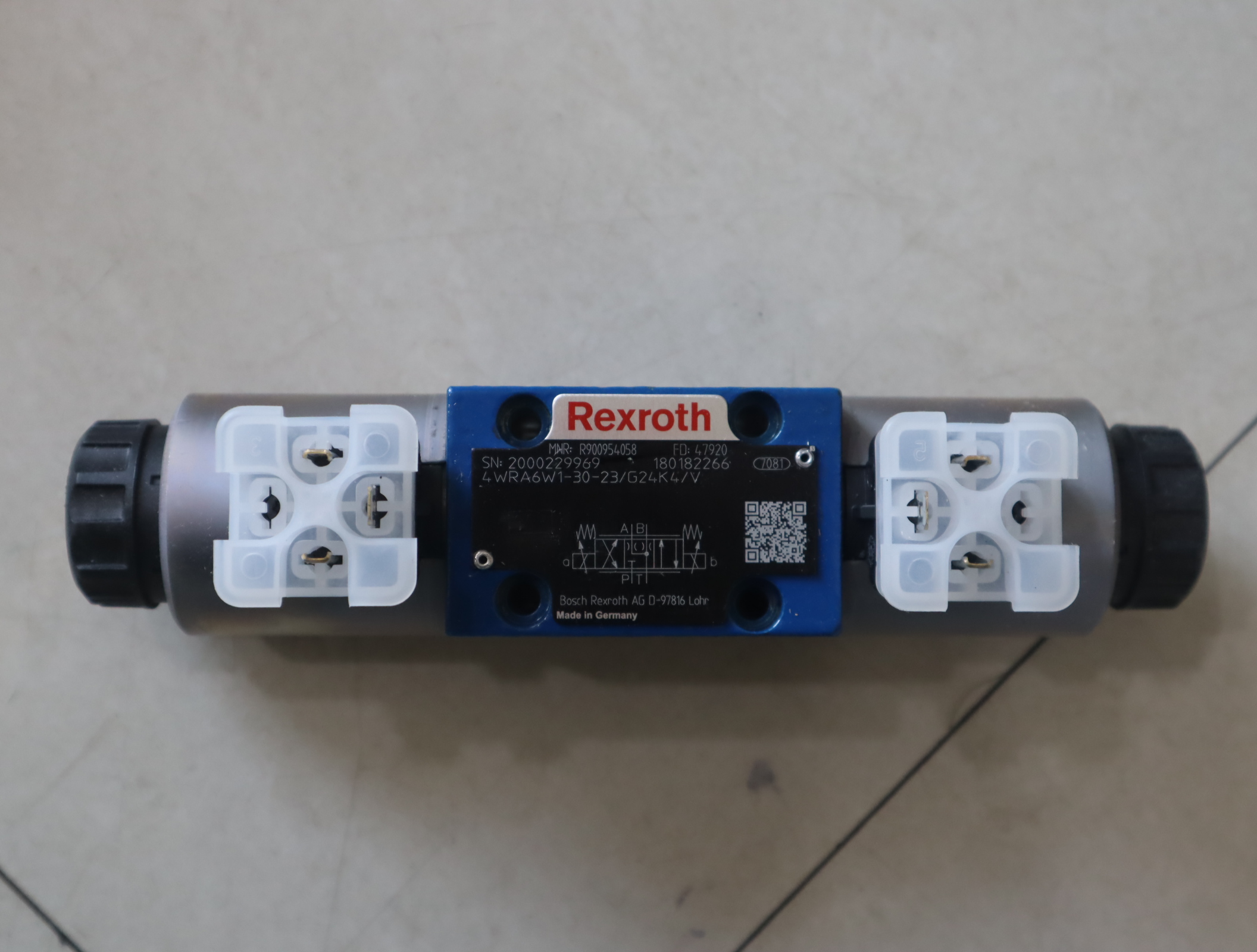 4WRA6W1-30-23/G24K4/V R900954058 德国力士乐REXROTH比例阀