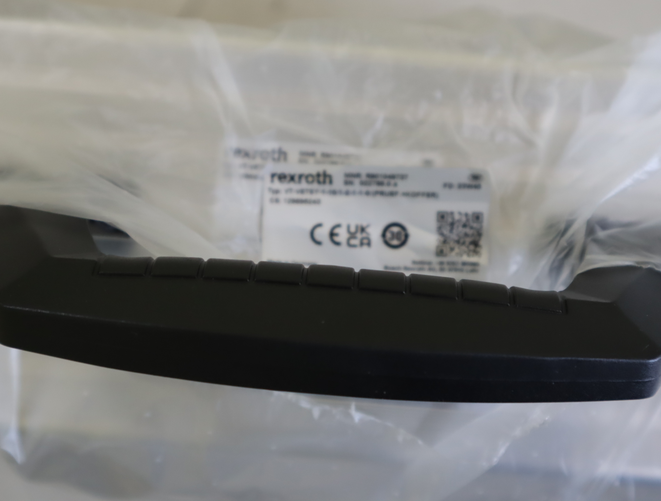 VT-VETSY-1-10/1-2-1-1-0/PRUEF,+KOFFER R901049737 REXROTH