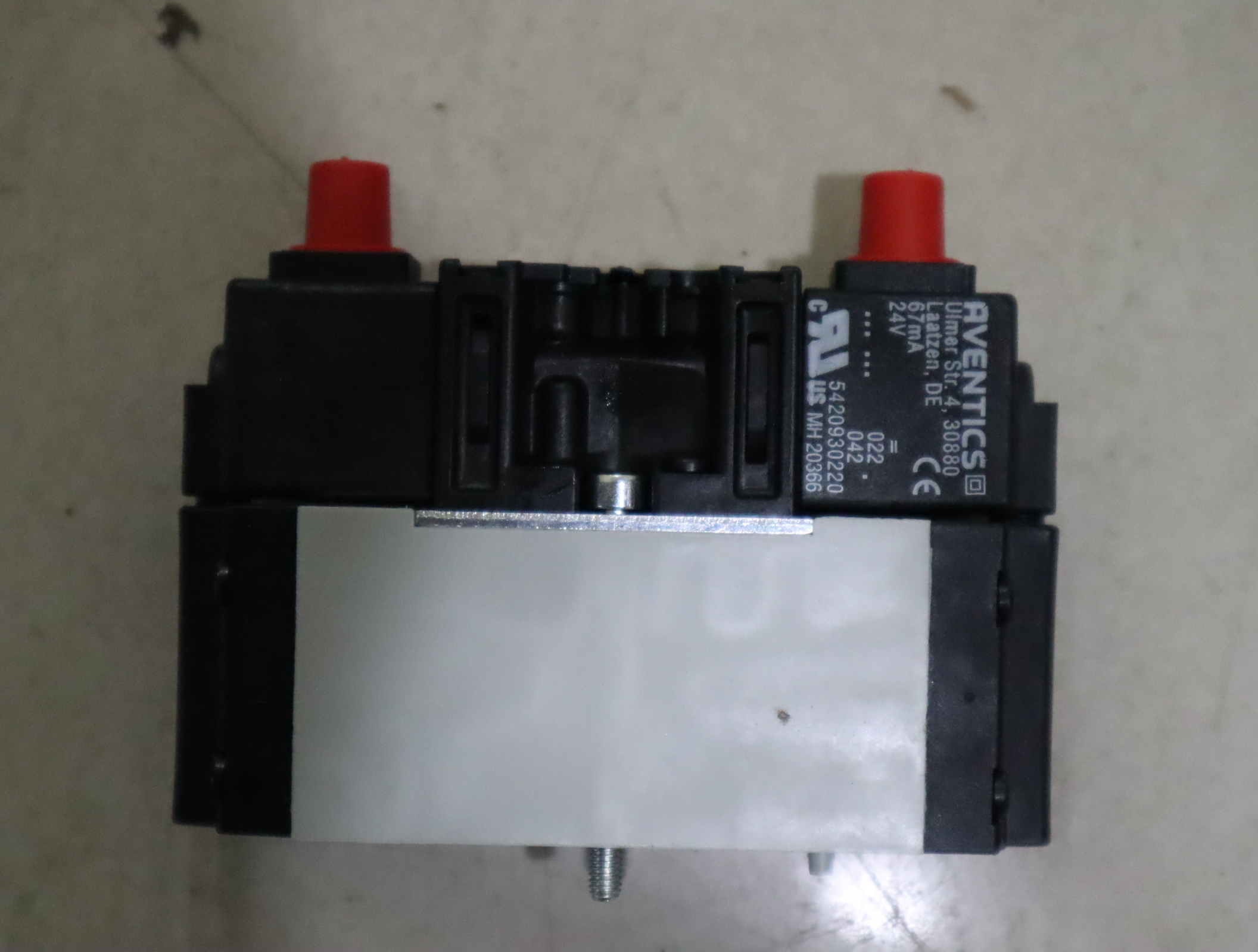 5420930220 5763520220 德国安沃驰AVENTICS 气缸气动阀气动元件