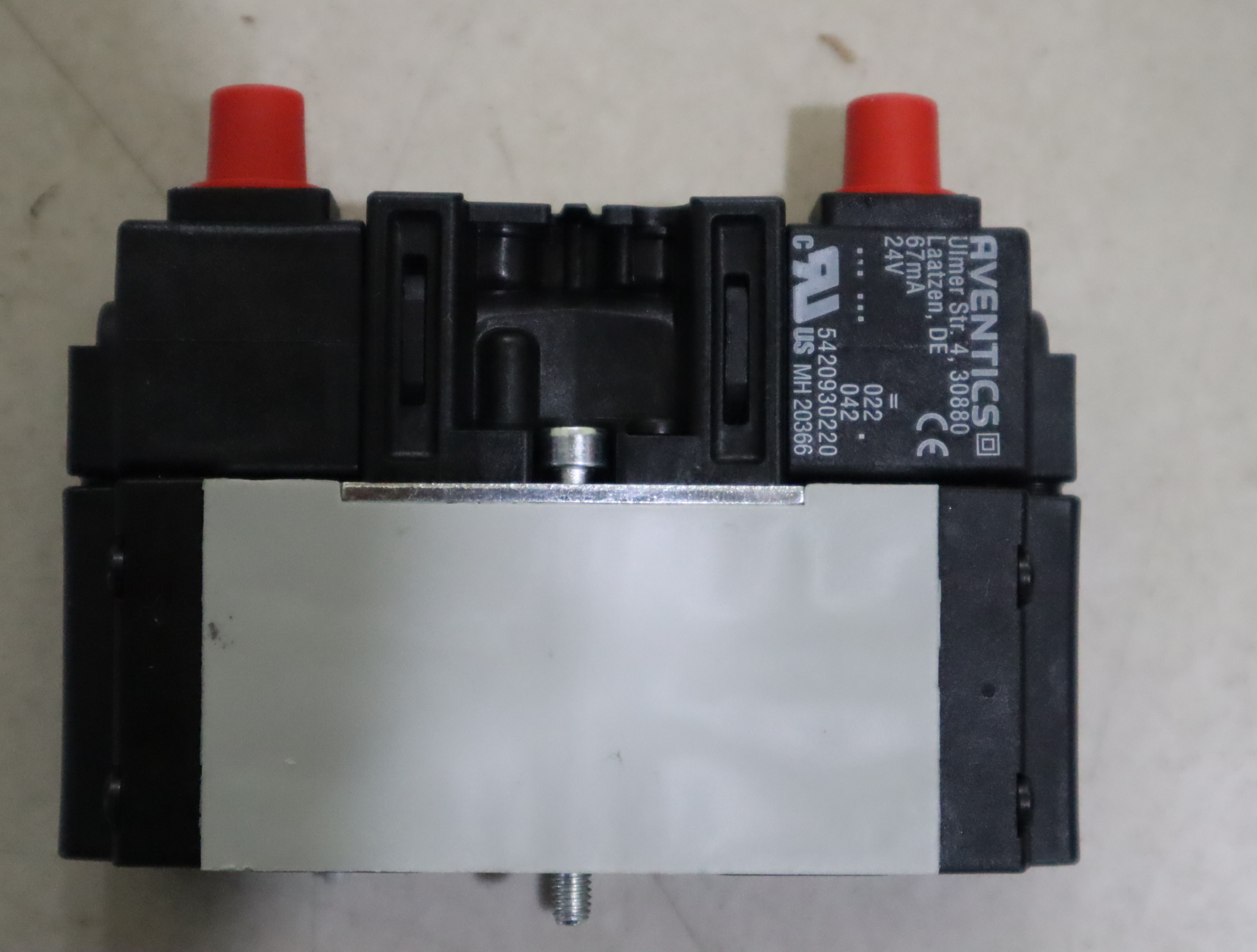 5420930220 5763520220 德国安沃驰AVENTICS 气缸气动阀气动元件