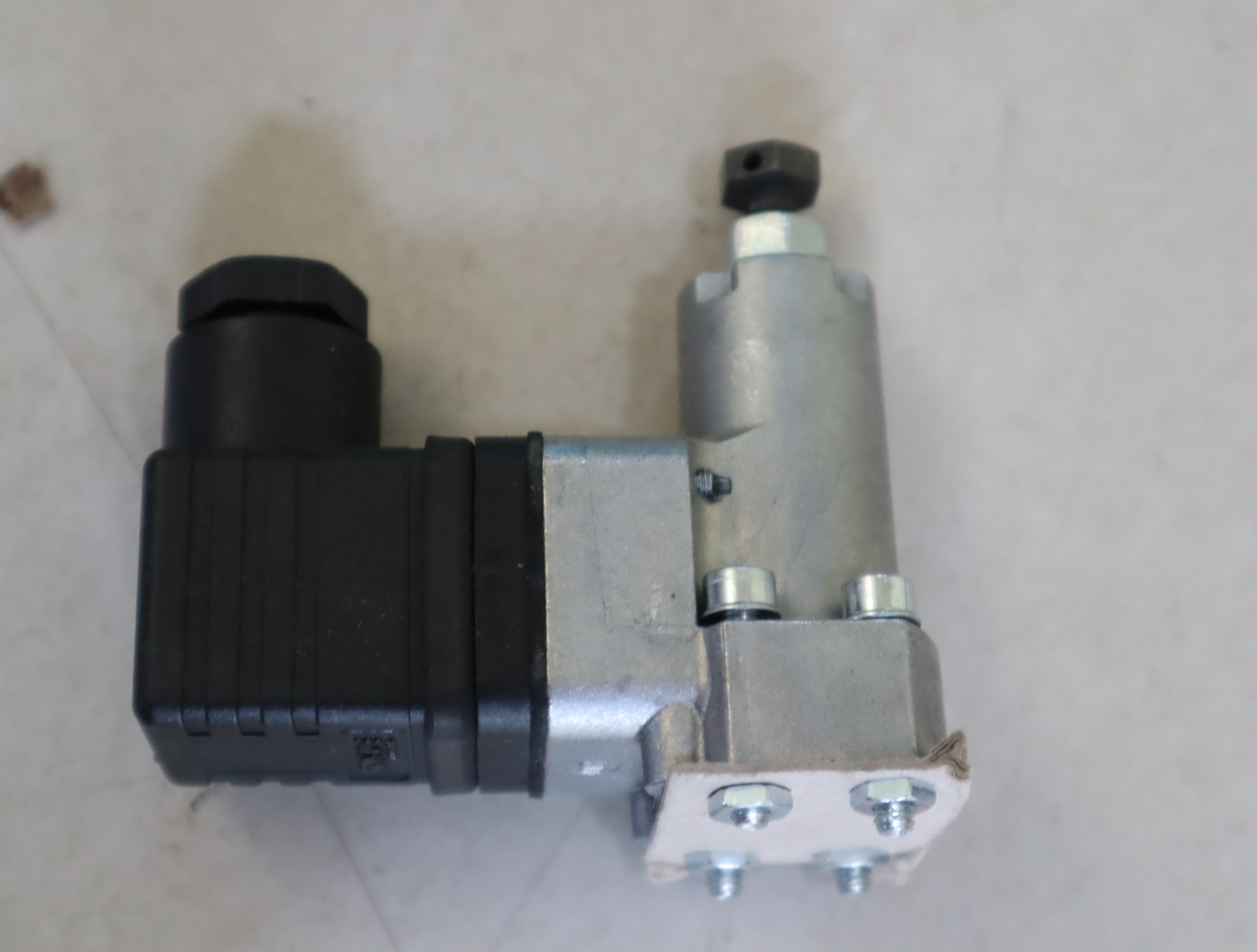 DG33 DG34 DG35 DG365 德国哈威HAWE压力开关压力继电器