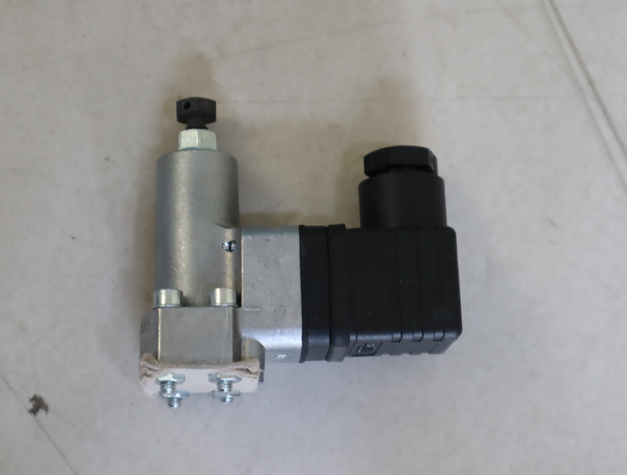 DG33 DG34 DG35 DG365 德国哈威HAWE压力开关压力继电器