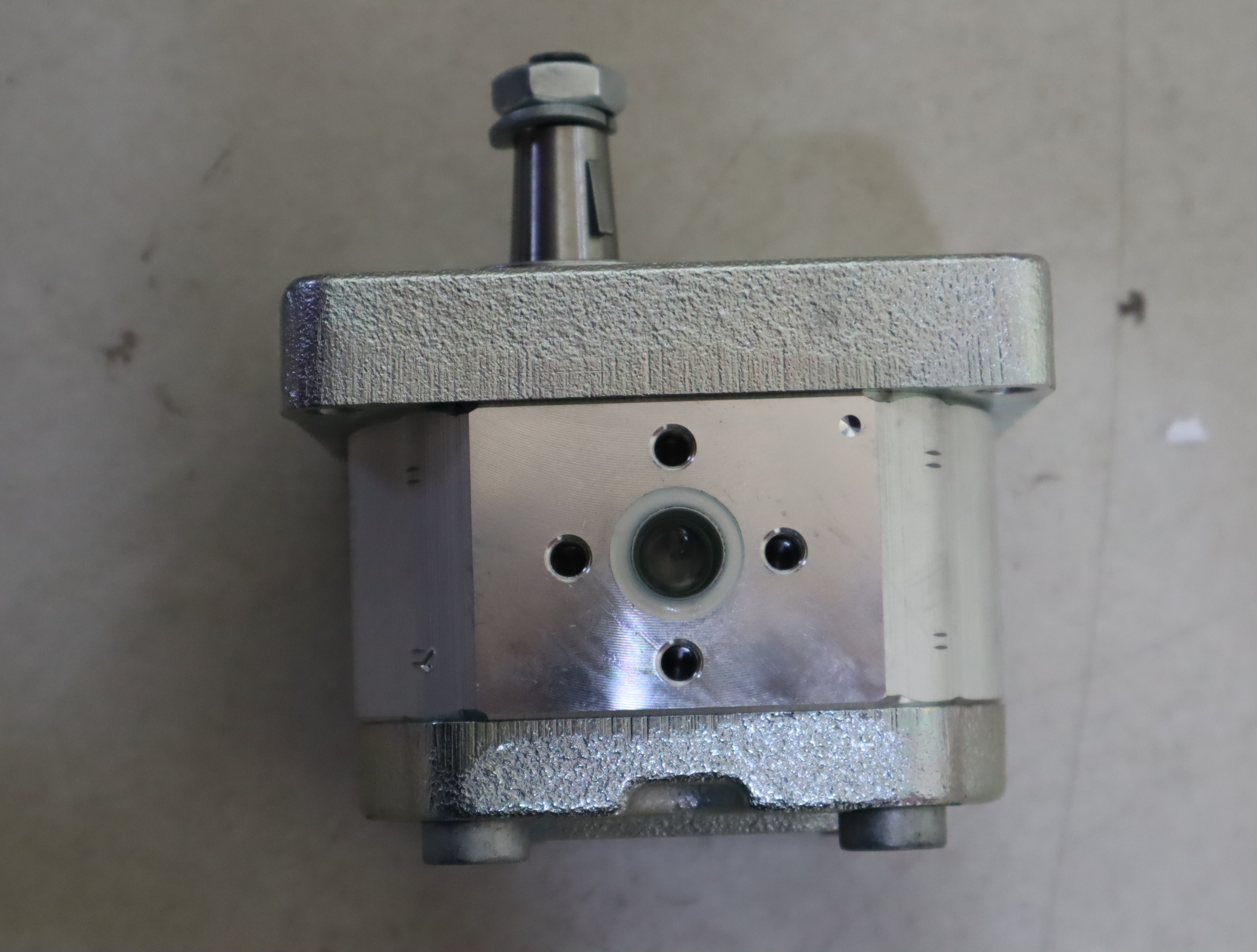 0510225022  AZPF-12-004RHO30PB 德国力士乐REXROTH齿轮泵