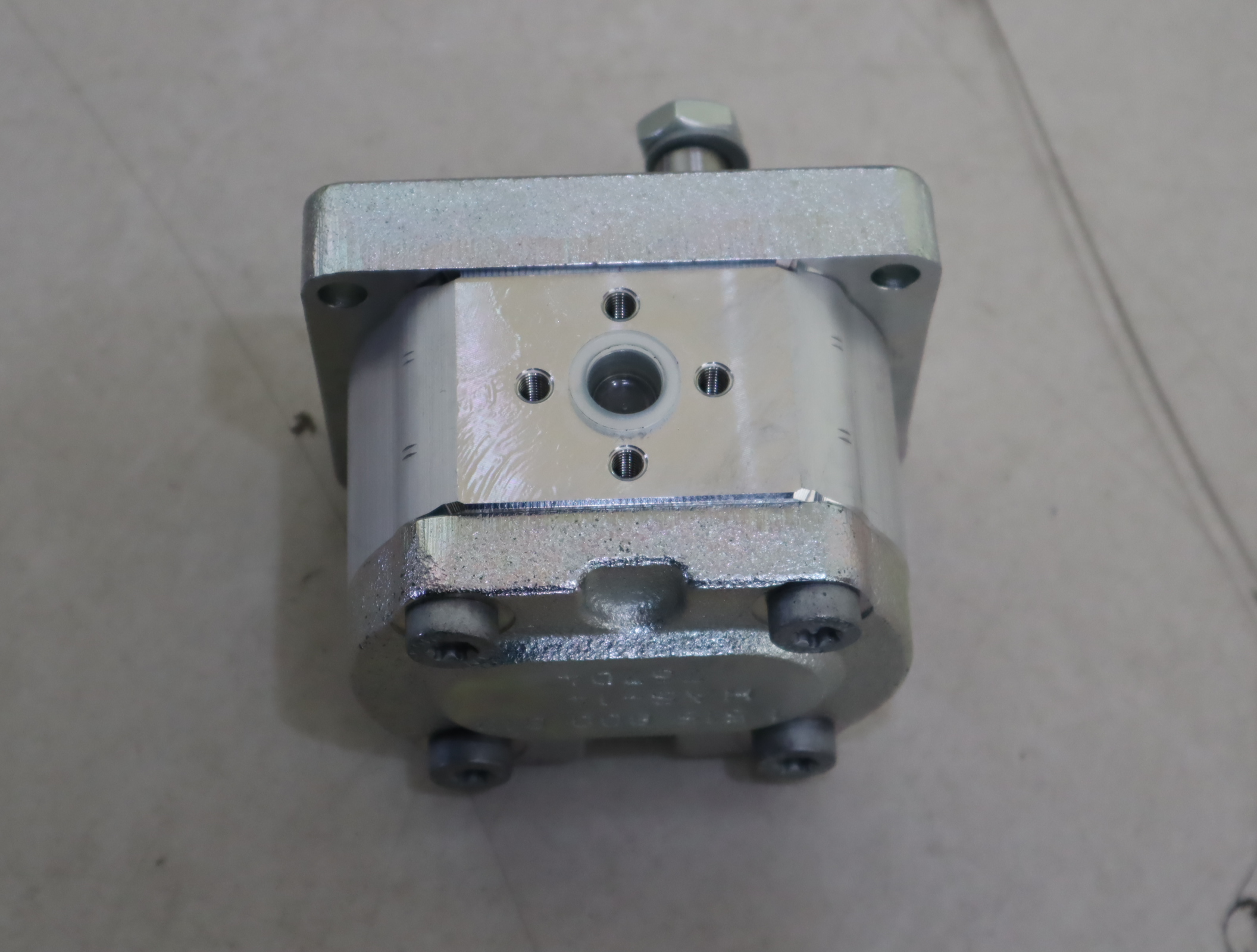 0510225022  AZPF-12-004RHO30PB 德国力士乐REXROTH齿轮泵