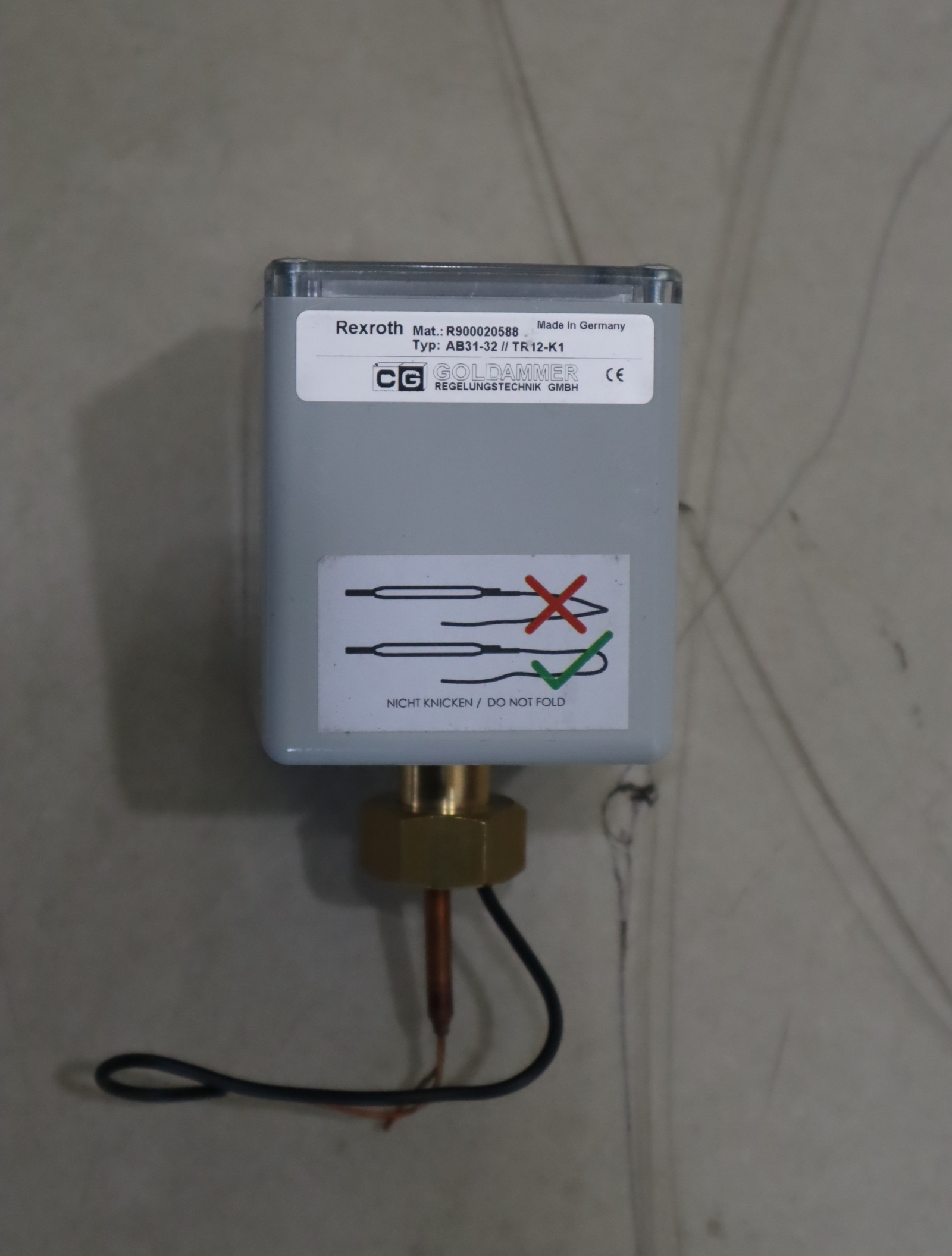 AB31-32//TR12-K1 R900020588 德国力士乐REXROTH液位计