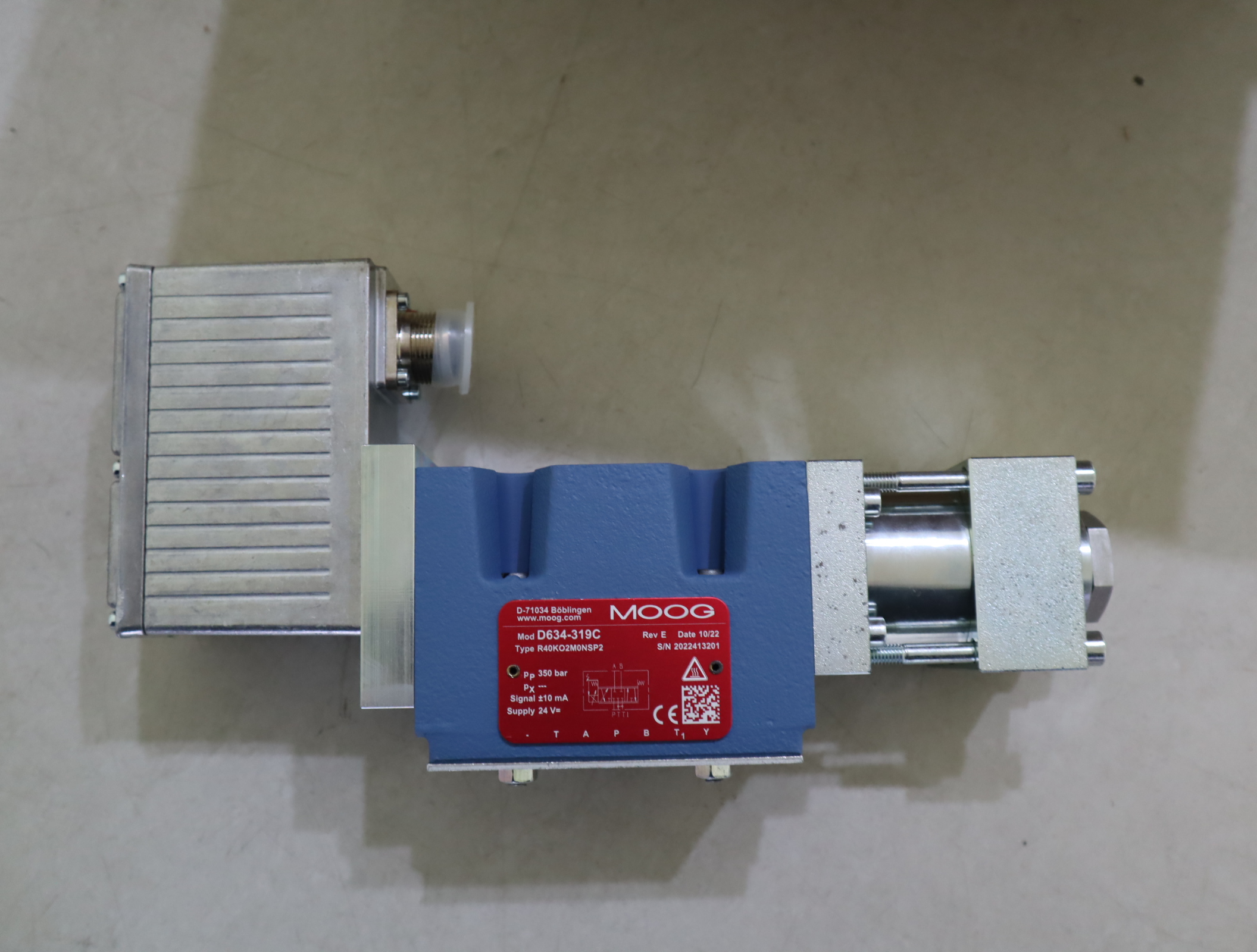 D634-319C R40KO2M0NSP2 美国穆格MOOG伺服阀