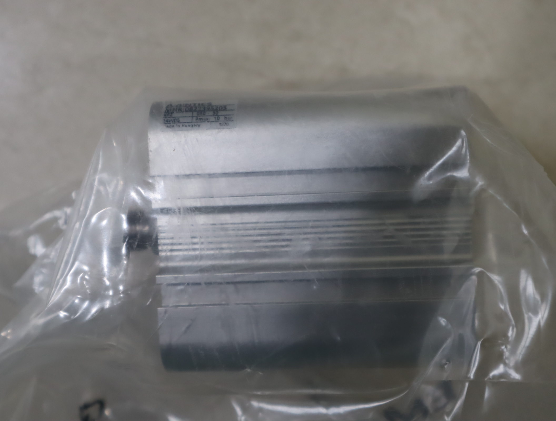 R412006075 0822395205 德国安沃驰AVENTICS 气缸气动阀气动元件