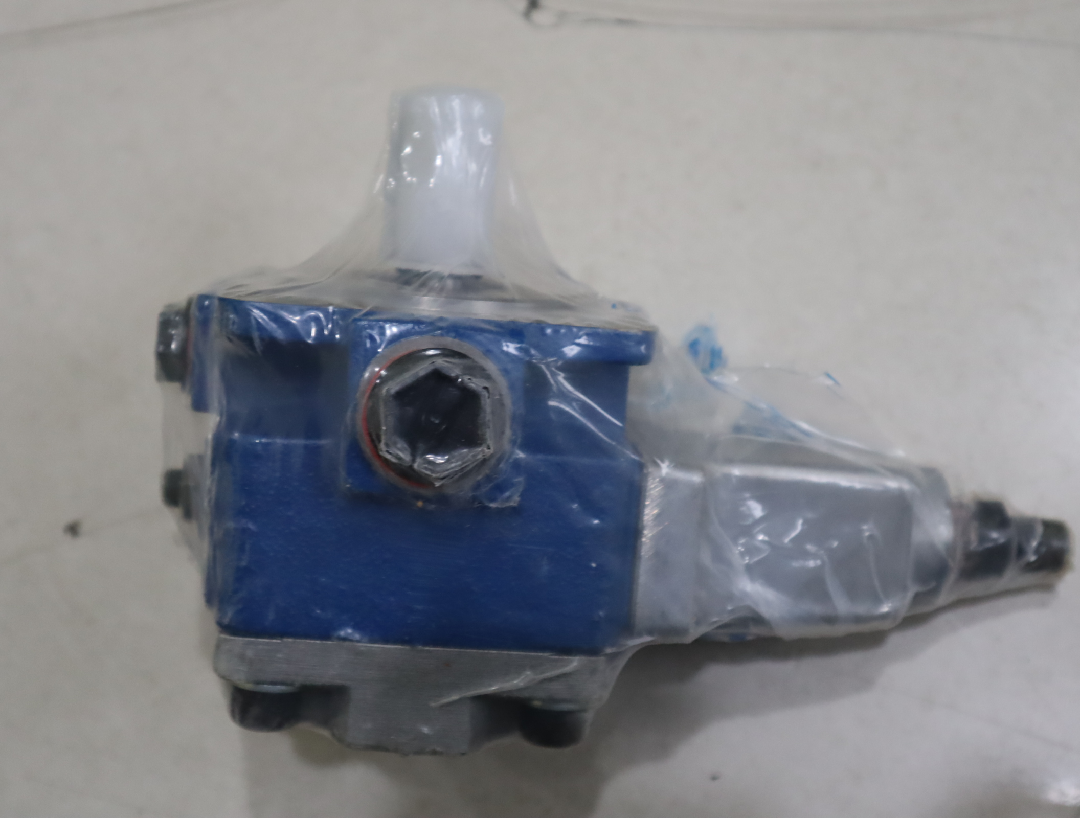 PV7-11/06-10RA01MA0-10 R900563233 德国REXROTH力士乐叶片泵