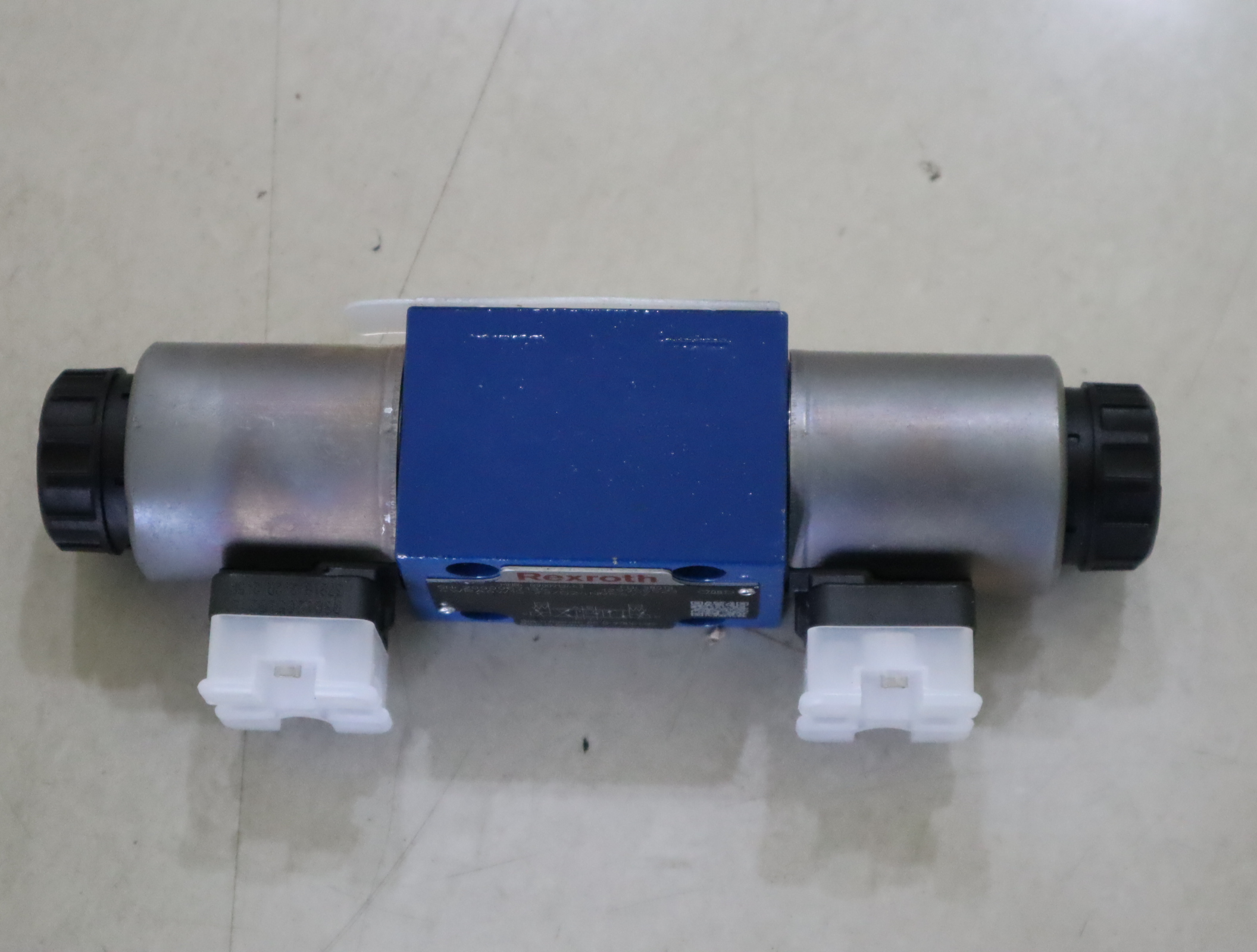 4WRA6W15-23/G24N9K4/V R900913443 德国力士乐REXROTH比例阀