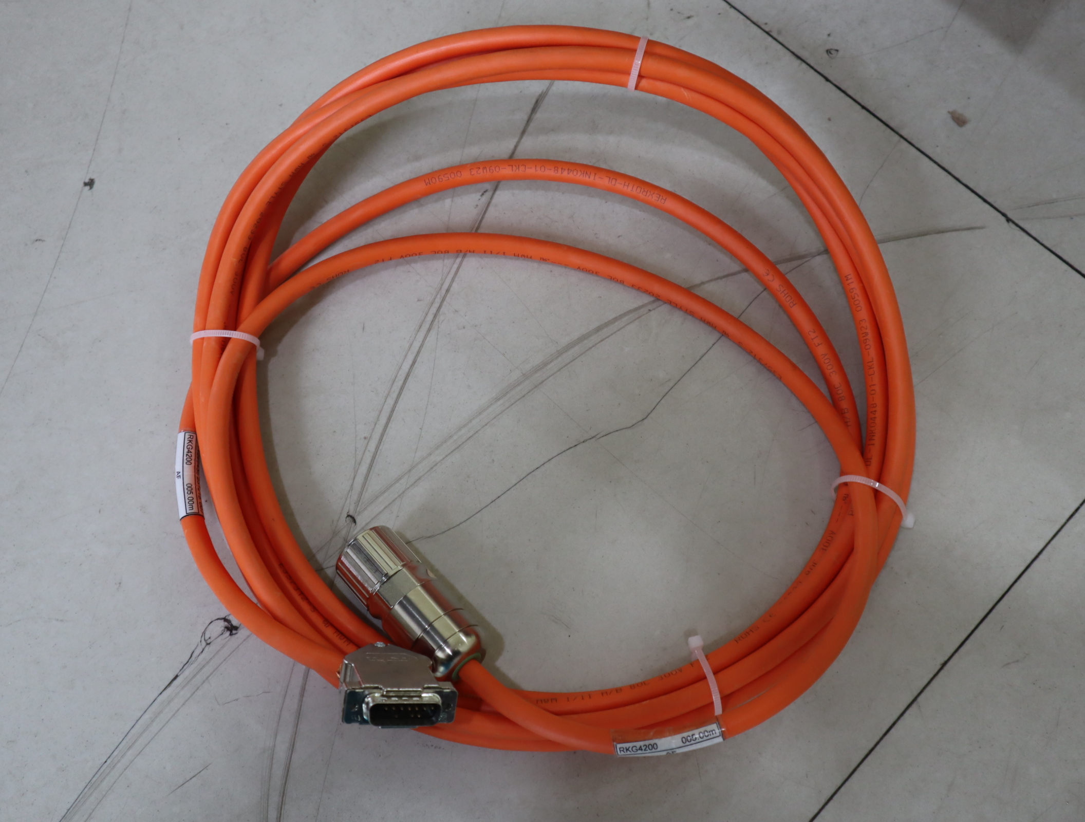 R911310645 RKG4200/005,0 RGS1001-REG0013-INS0760 电缆