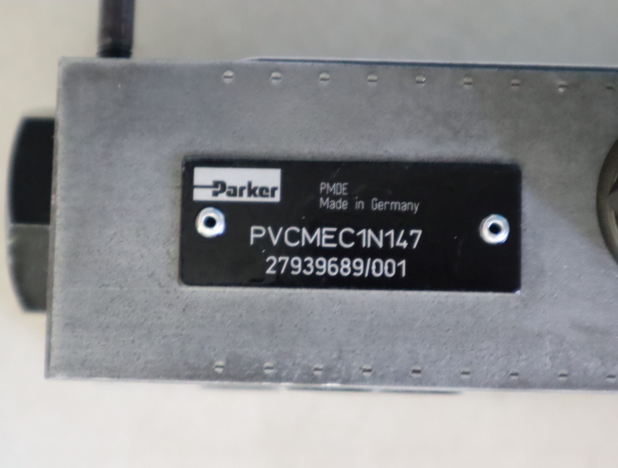 PV046R1K1T1NMFC PVCMEC1N147 美国派克PARKER液压柱塞泵控制阀