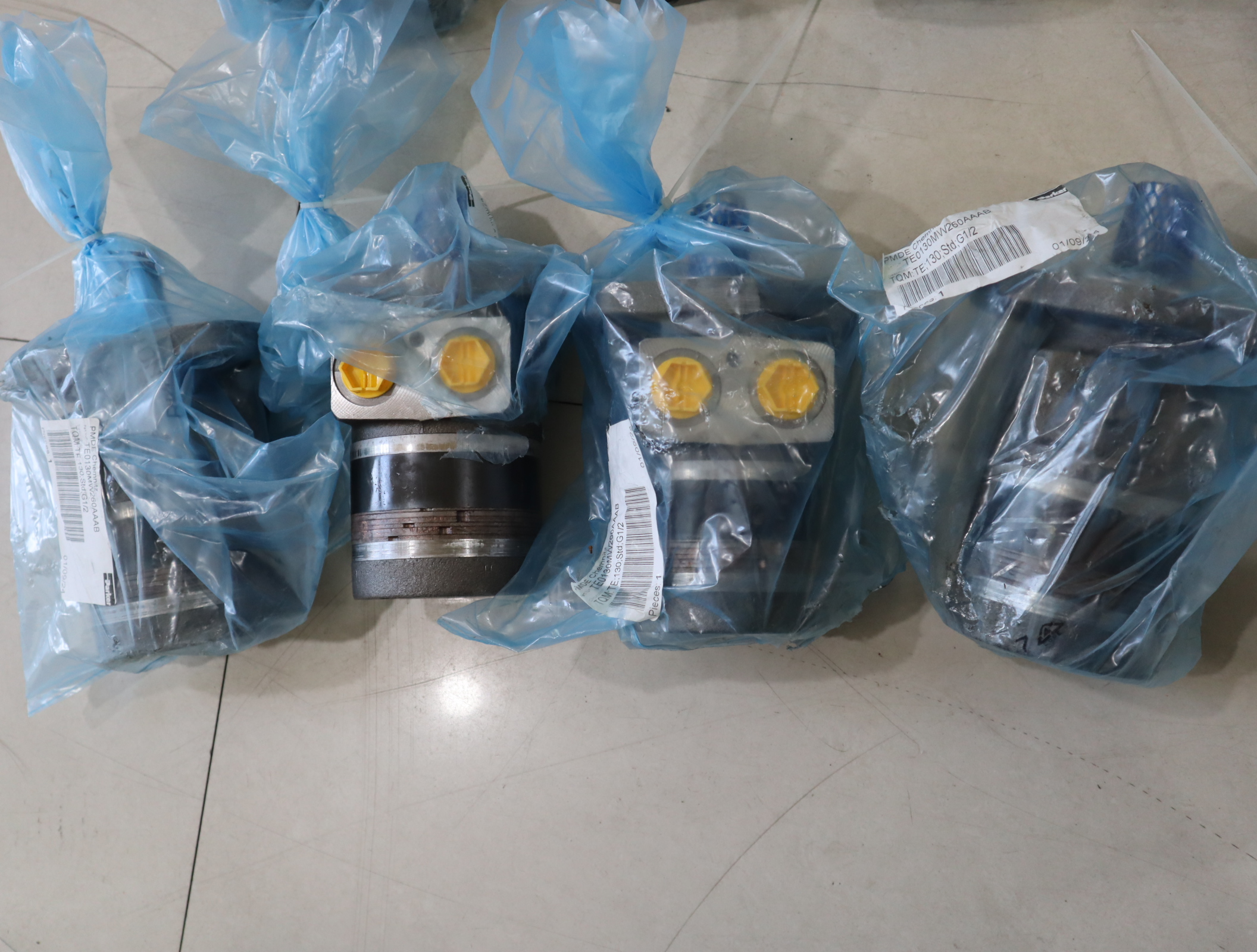 TE0130MW260AAAB 美国派克PARKER液压柱塞泵齿轮泵马达