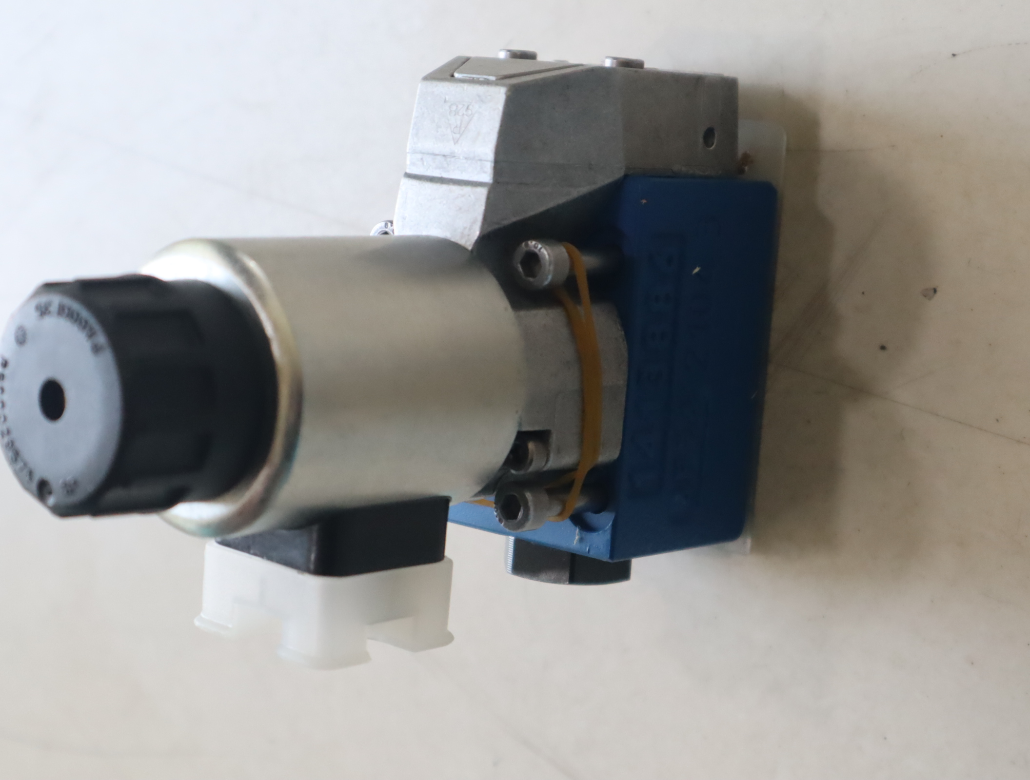 M-3SEW6U3X/420MG24N9K4 R900566283 力士乐REXROTH电磁球阀