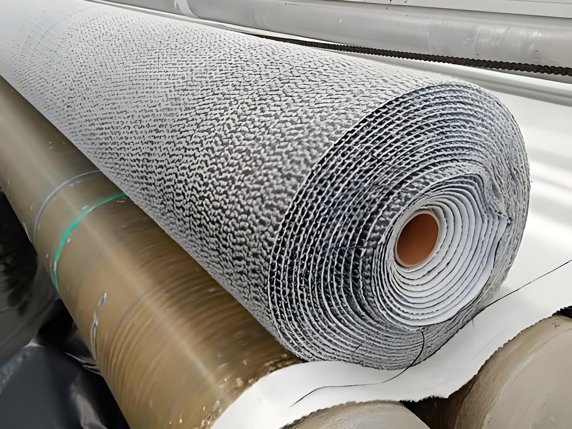 5000克人工湖膨润土防水毯厂家