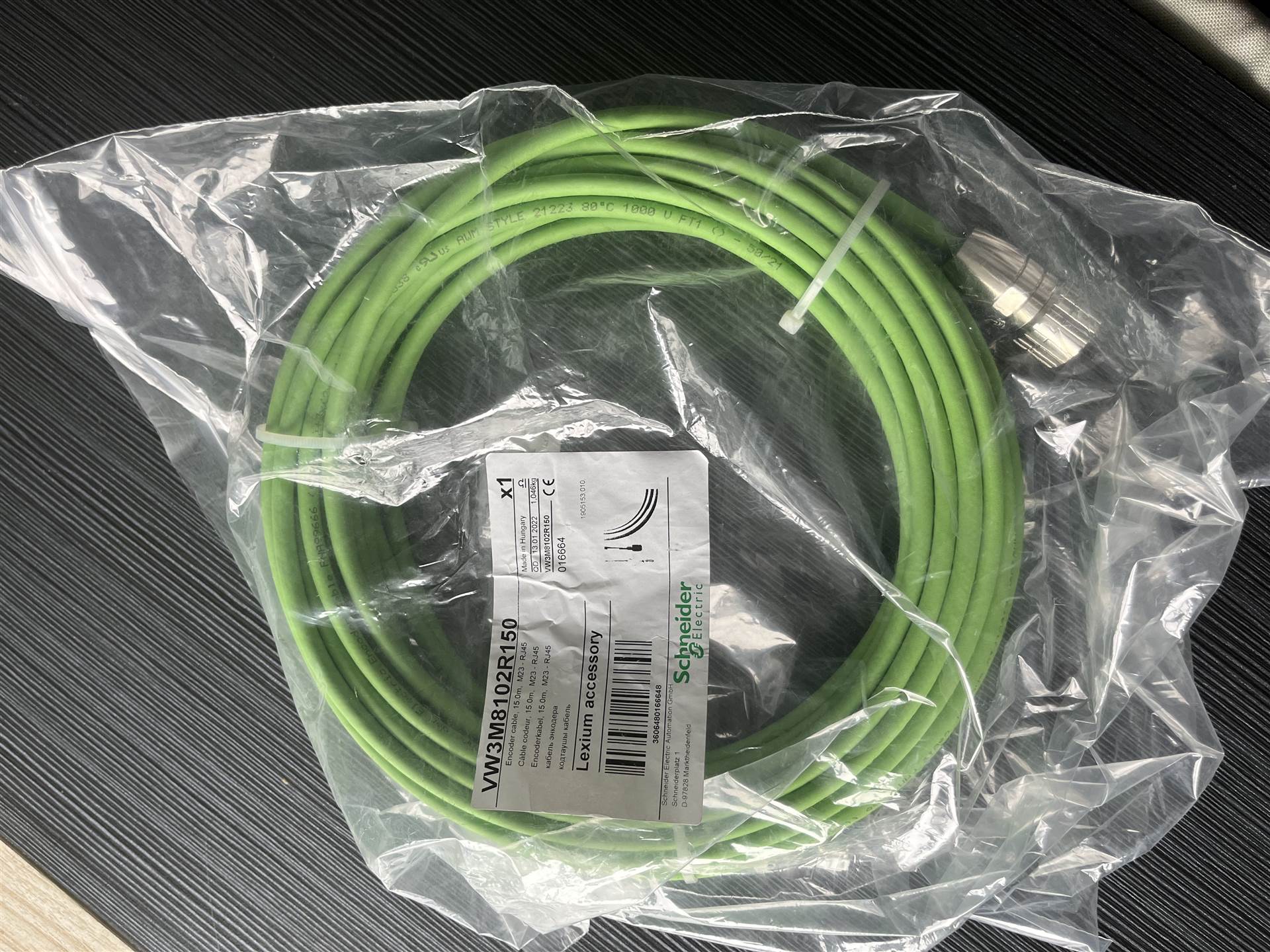 VW3M8102R150马达附件/线缆