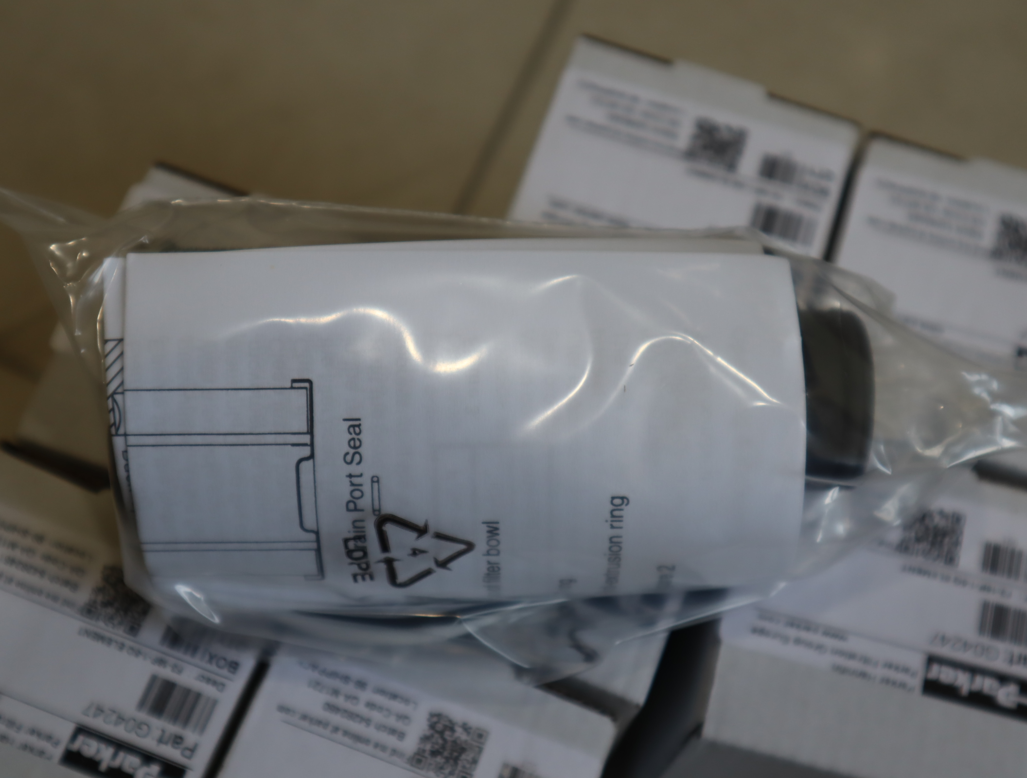 G04247 F3-18P-1-5Q ELEMENT 美国派克PARKER油滤芯