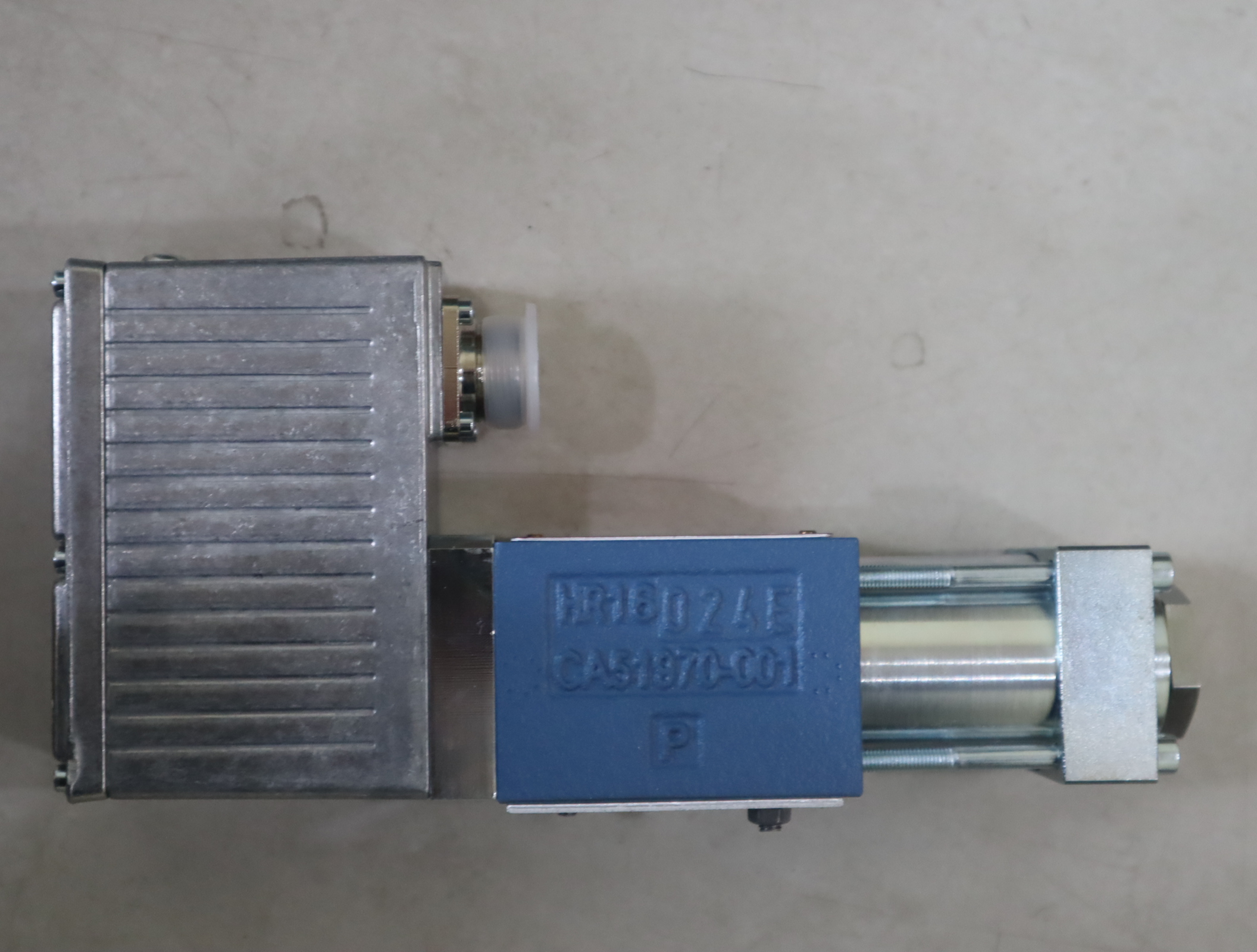 D633-313B R16KO1M0NSM2 穆格MOOG伺服阀