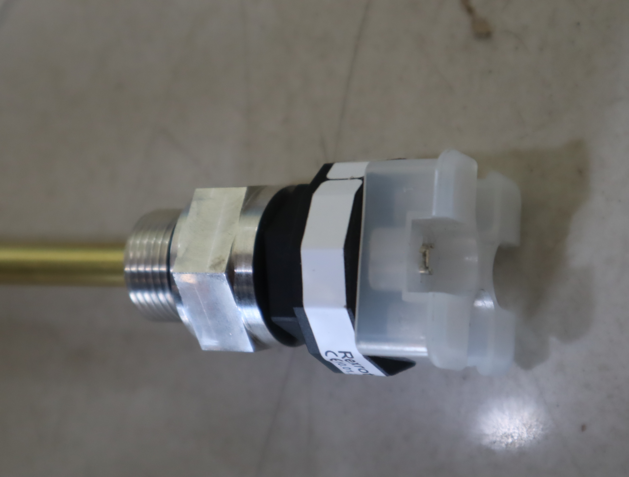 R901099138 ABZMS-35-1X/350F320S-K14 德国力士乐REXROTH液位开关