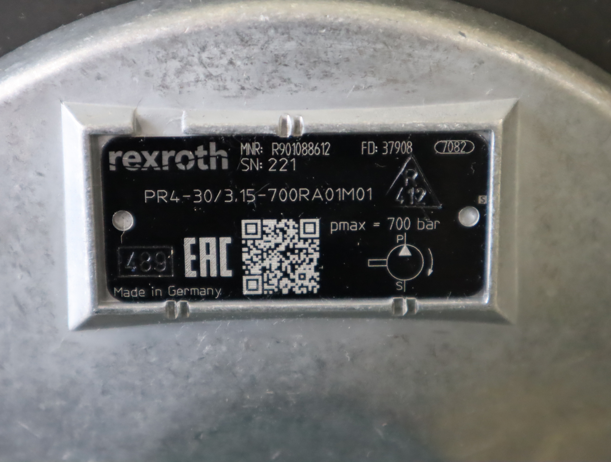 PR4-30/3.15-700RA01M01 R901088612 德国力士乐REXROTH径向柱塞泵