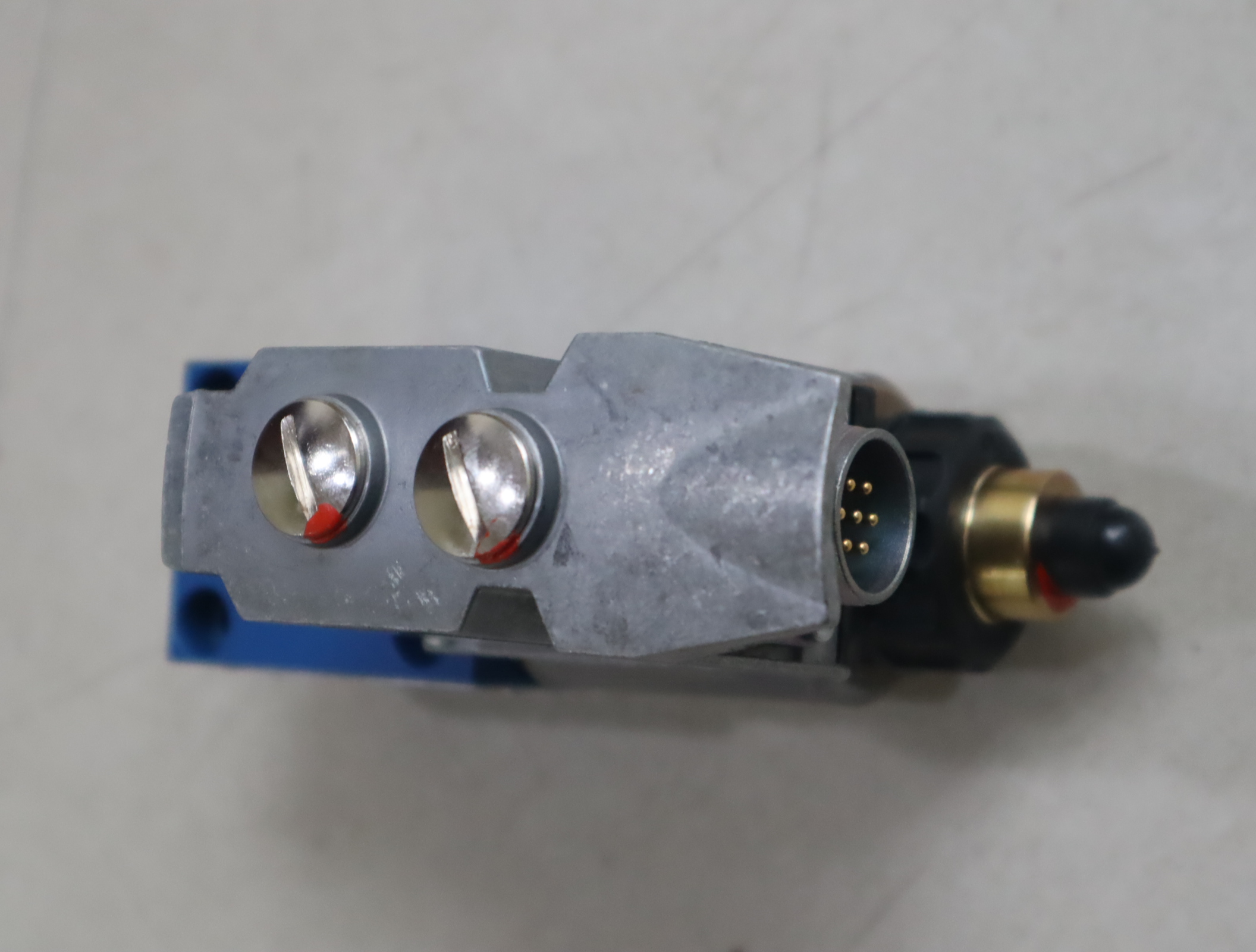 DBETE-6X/350G24K31A1V R901029970 力士乐REXROTH比例阀