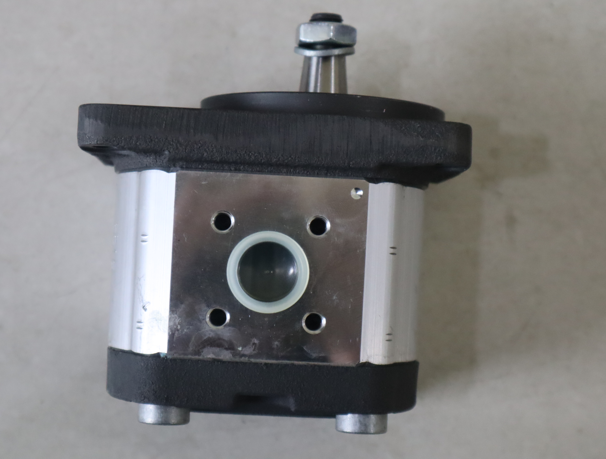 0510525311 AZPF-11-011LCB20MB 德国力士乐REXROTH齿轮泵 